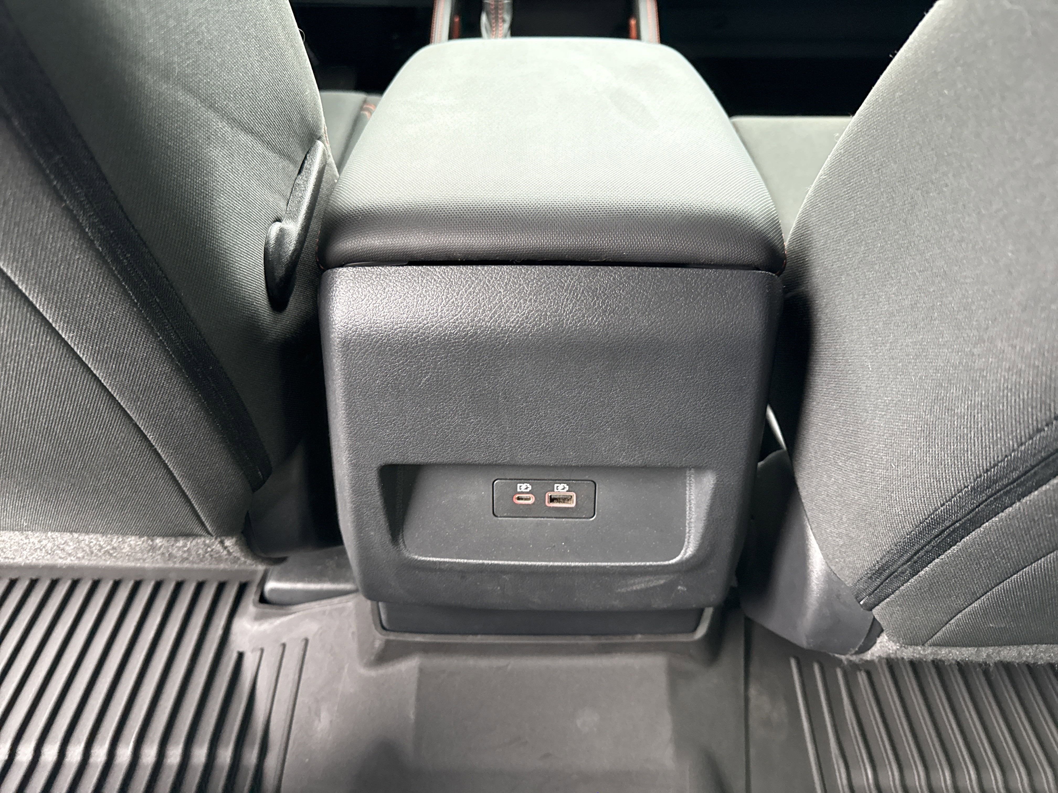 2023 Nissan Frontier Base