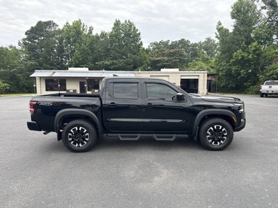 2023 Nissan Frontier Base