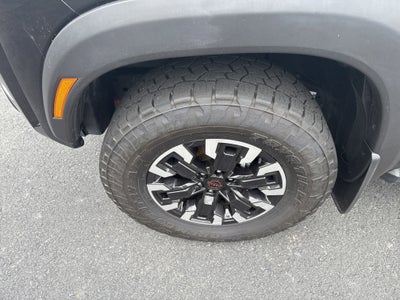 2023 Nissan Frontier Base