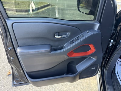 2023 Nissan Frontier Base