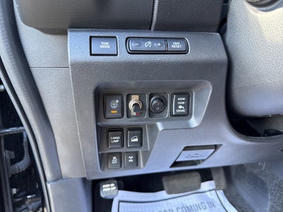 2023 Nissan Frontier Base