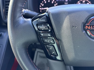 2023 Nissan Frontier Base