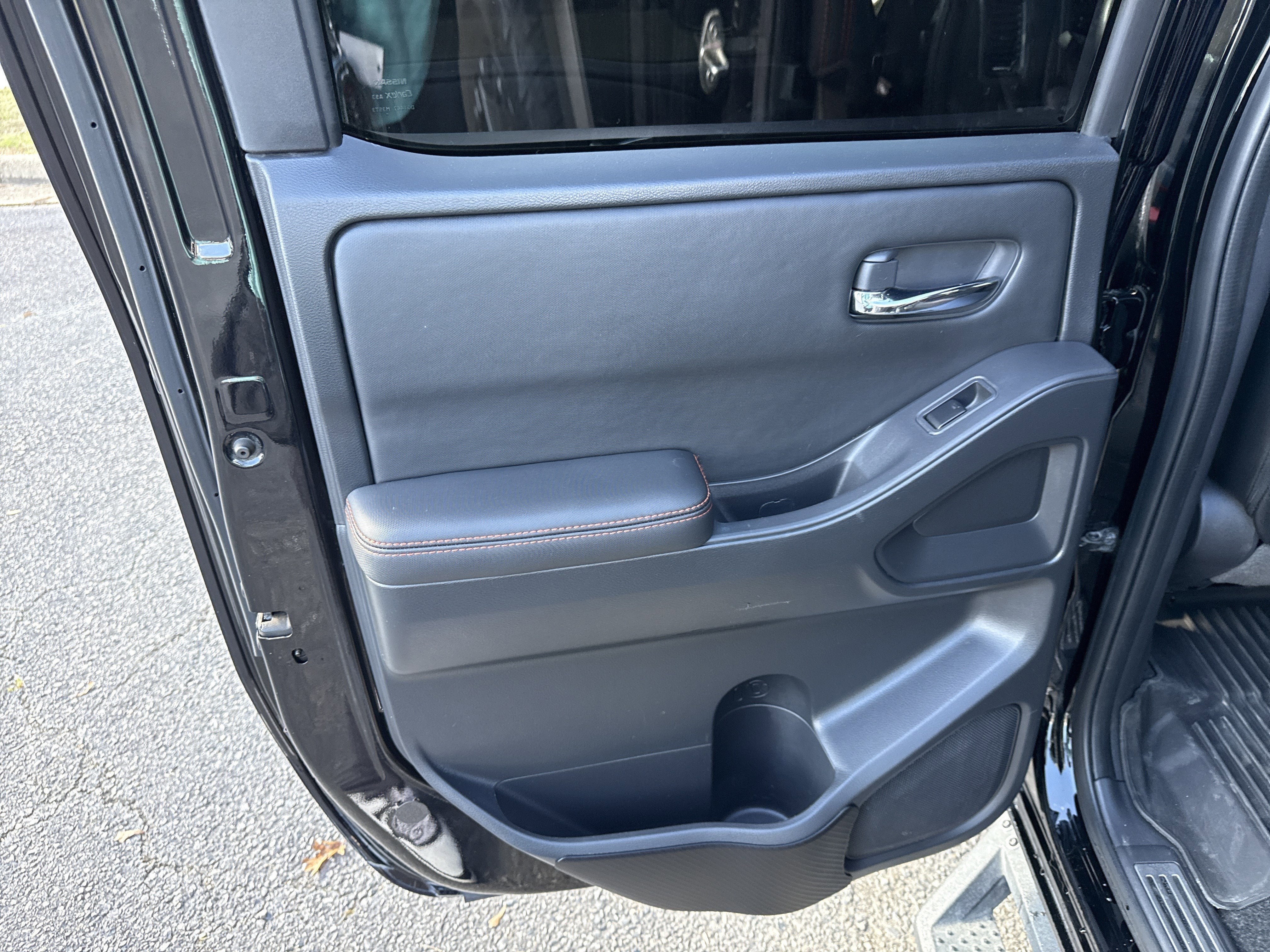 2023 Nissan Frontier Base