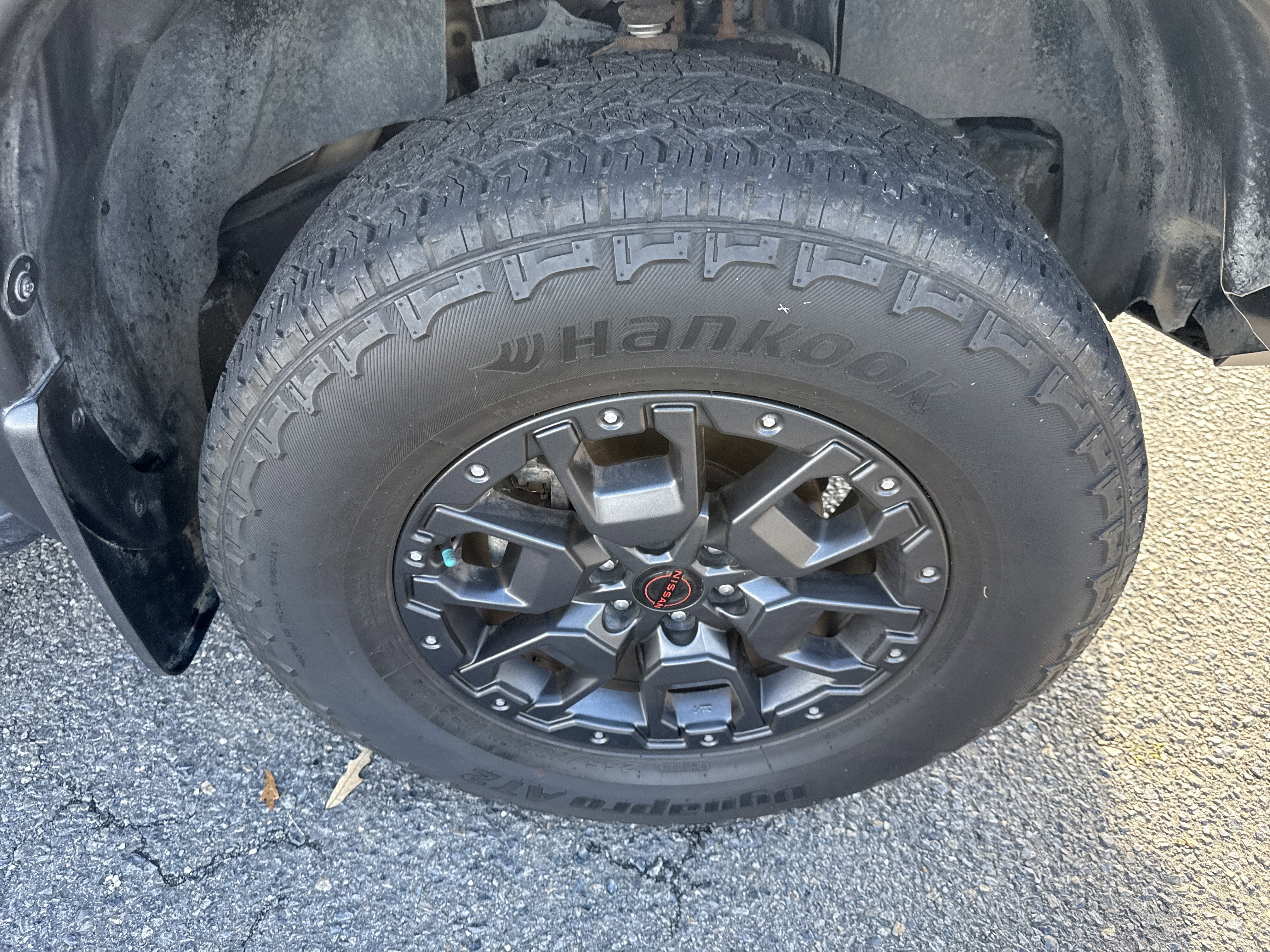 2023 Nissan Frontier Base