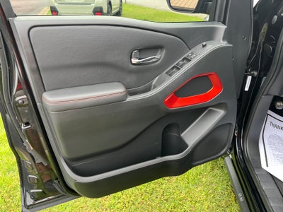 2024 Nissan Frontier PRO-4X