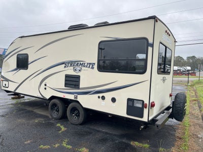 2016 GULF STRM SV22UDL Base