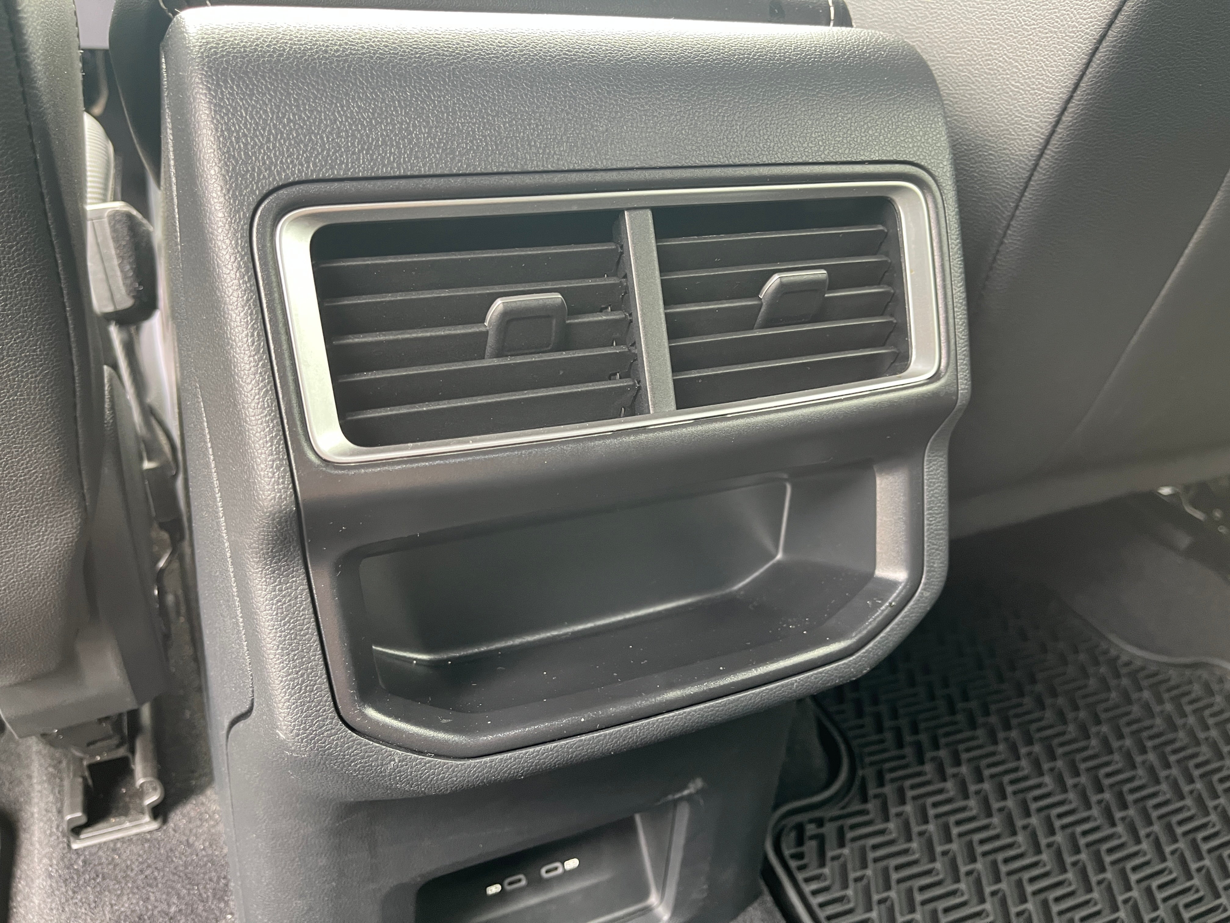 2024 Volkswagen Atlas Cross Sport 2.0T SE