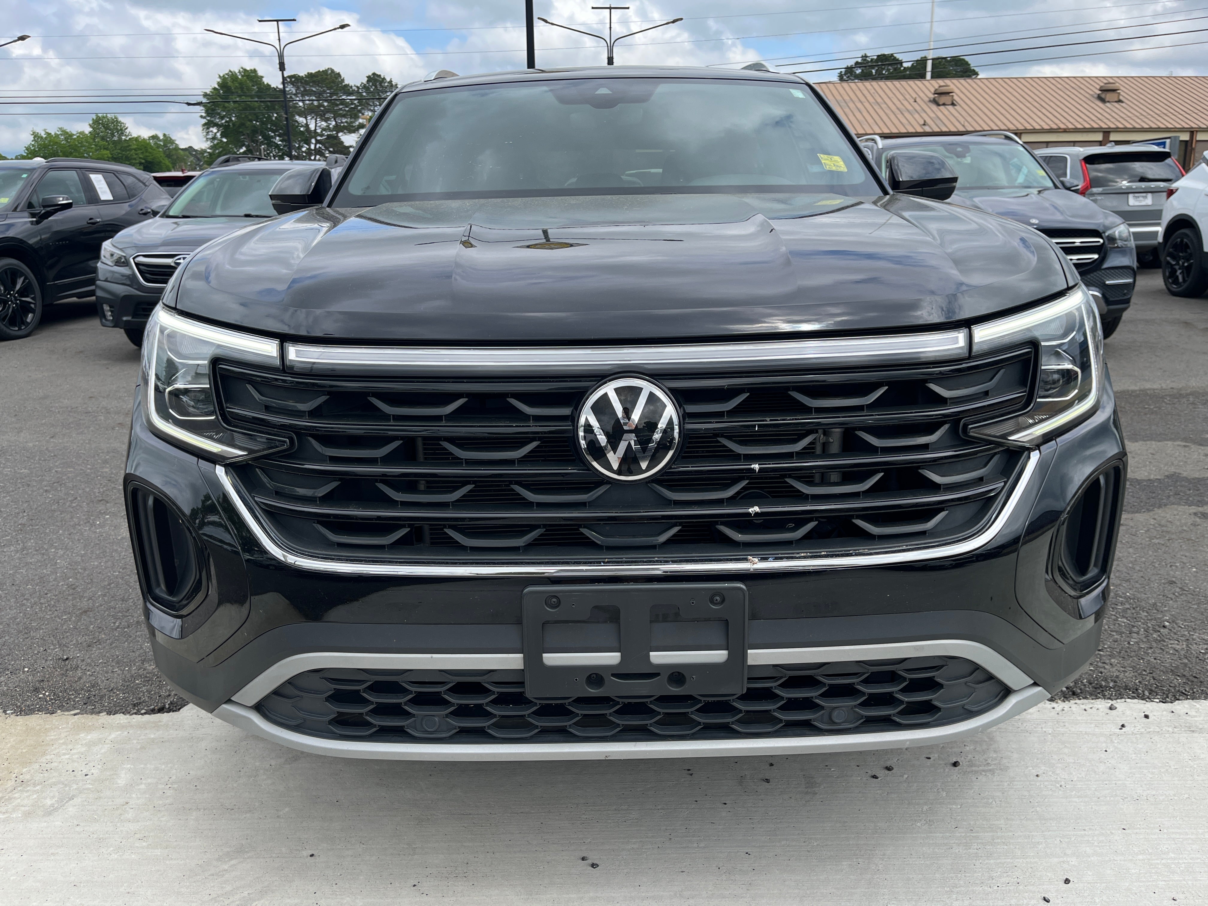 2024 Volkswagen Atlas Cross Sport 2.0T SE