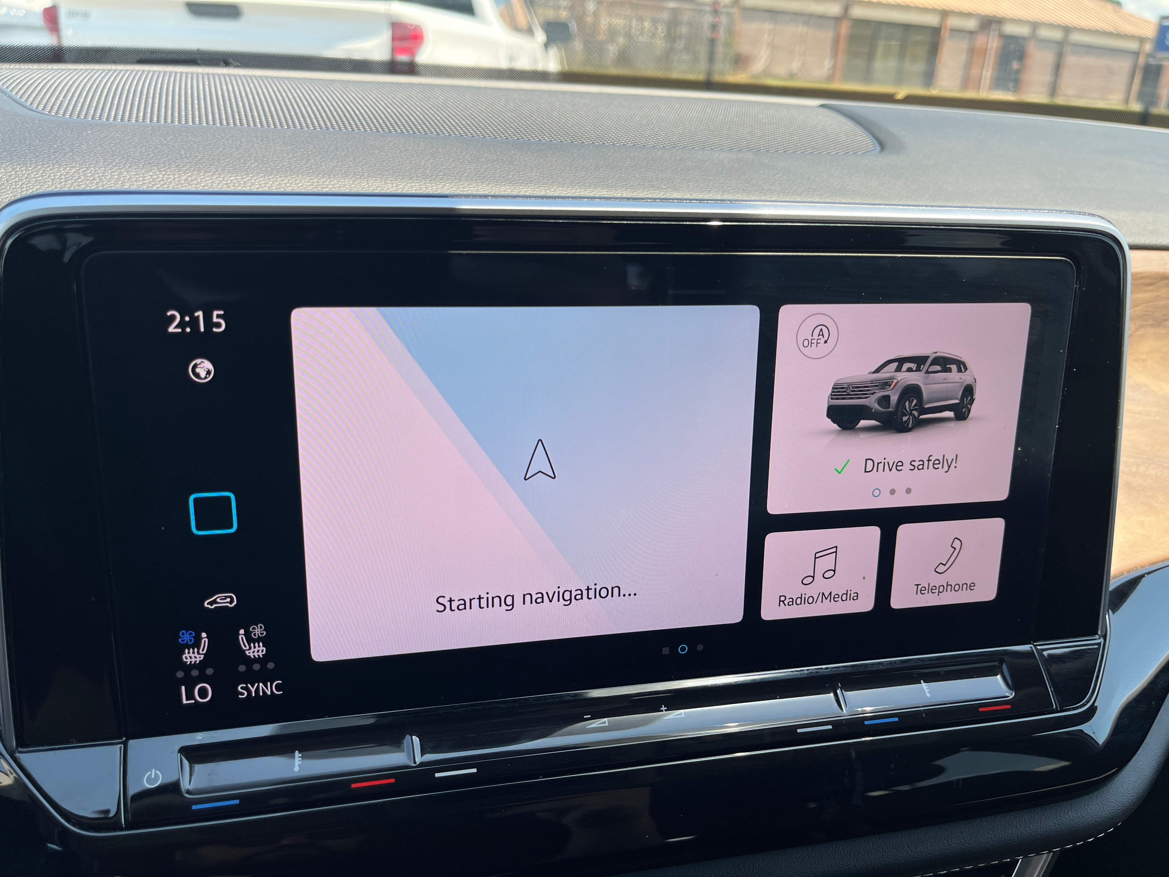 2024 Volkswagen Atlas 2.0T SE w/Technology