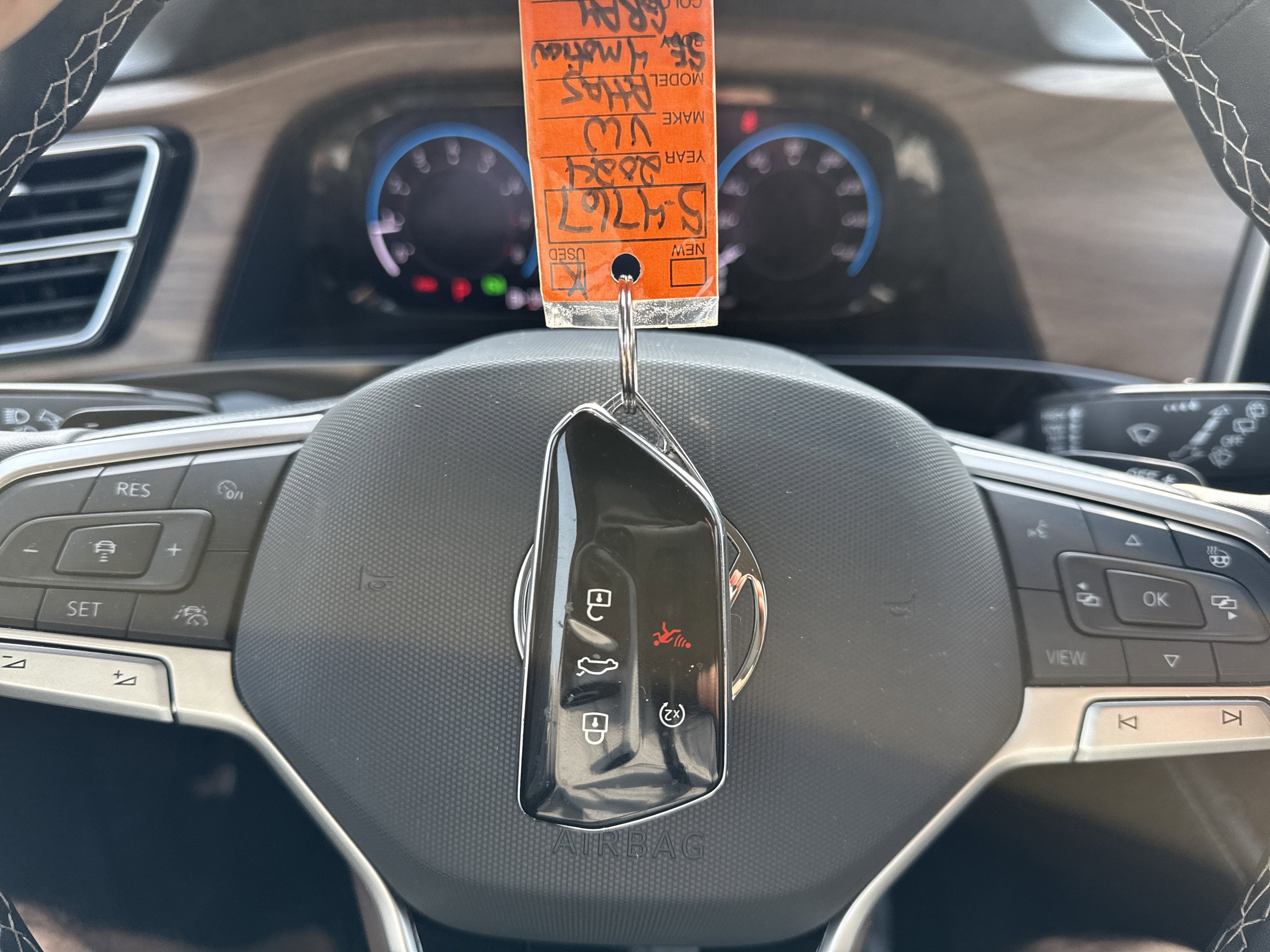 2024 Volkswagen Atlas 2.0T SE w/Technology