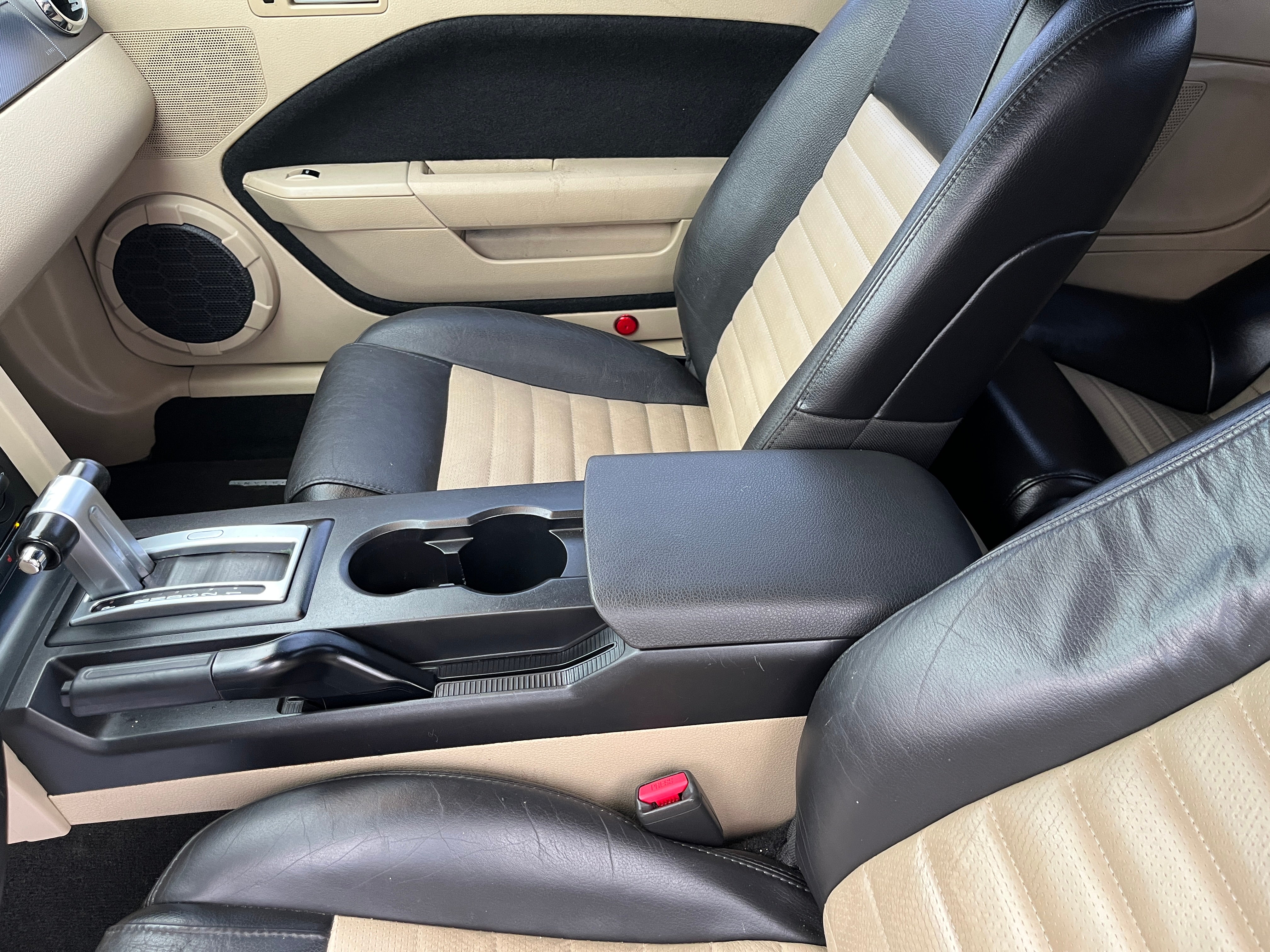 2007 Ford Mustang GT Deluxe