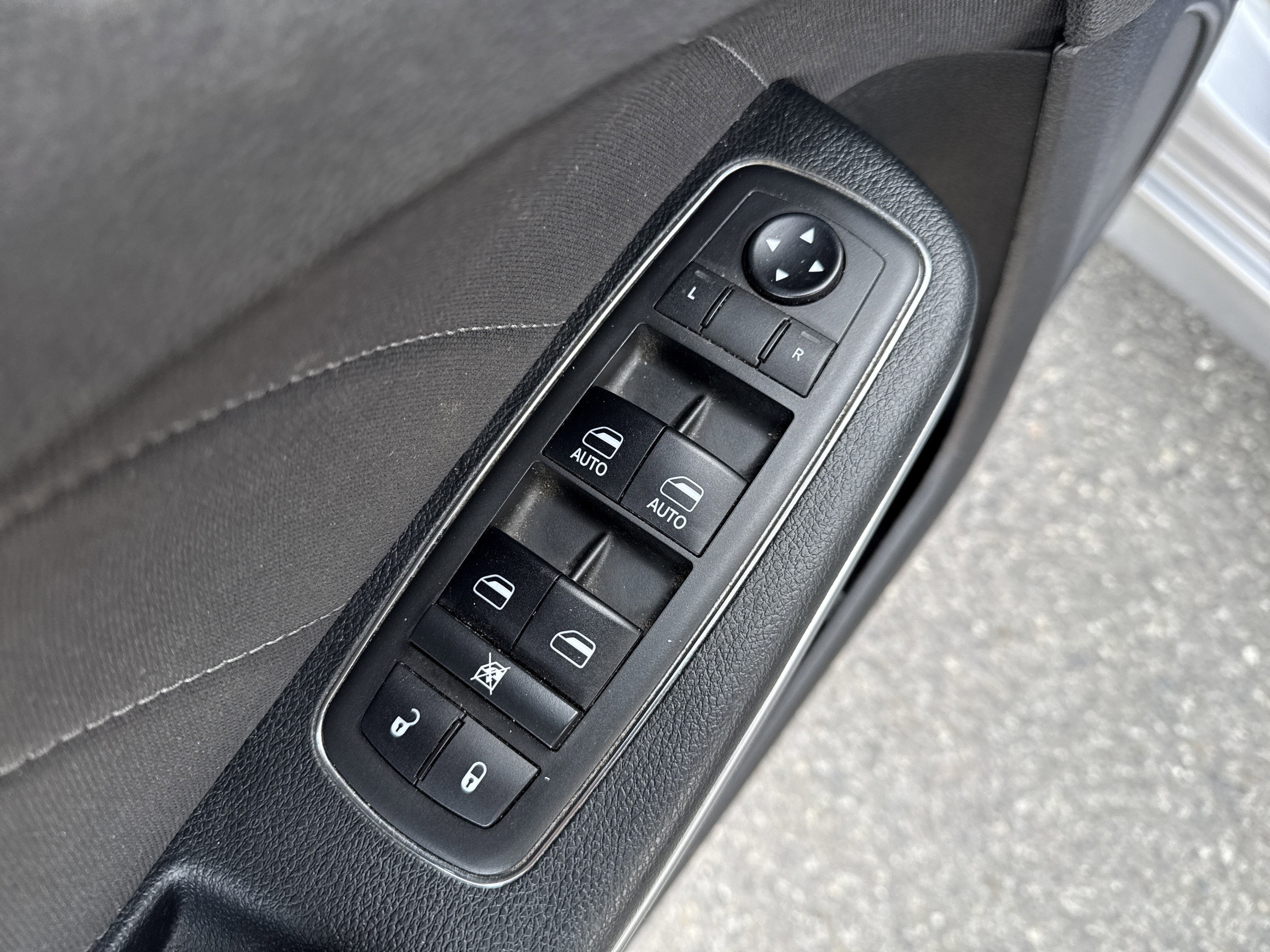 2018 Dodge Charger Base