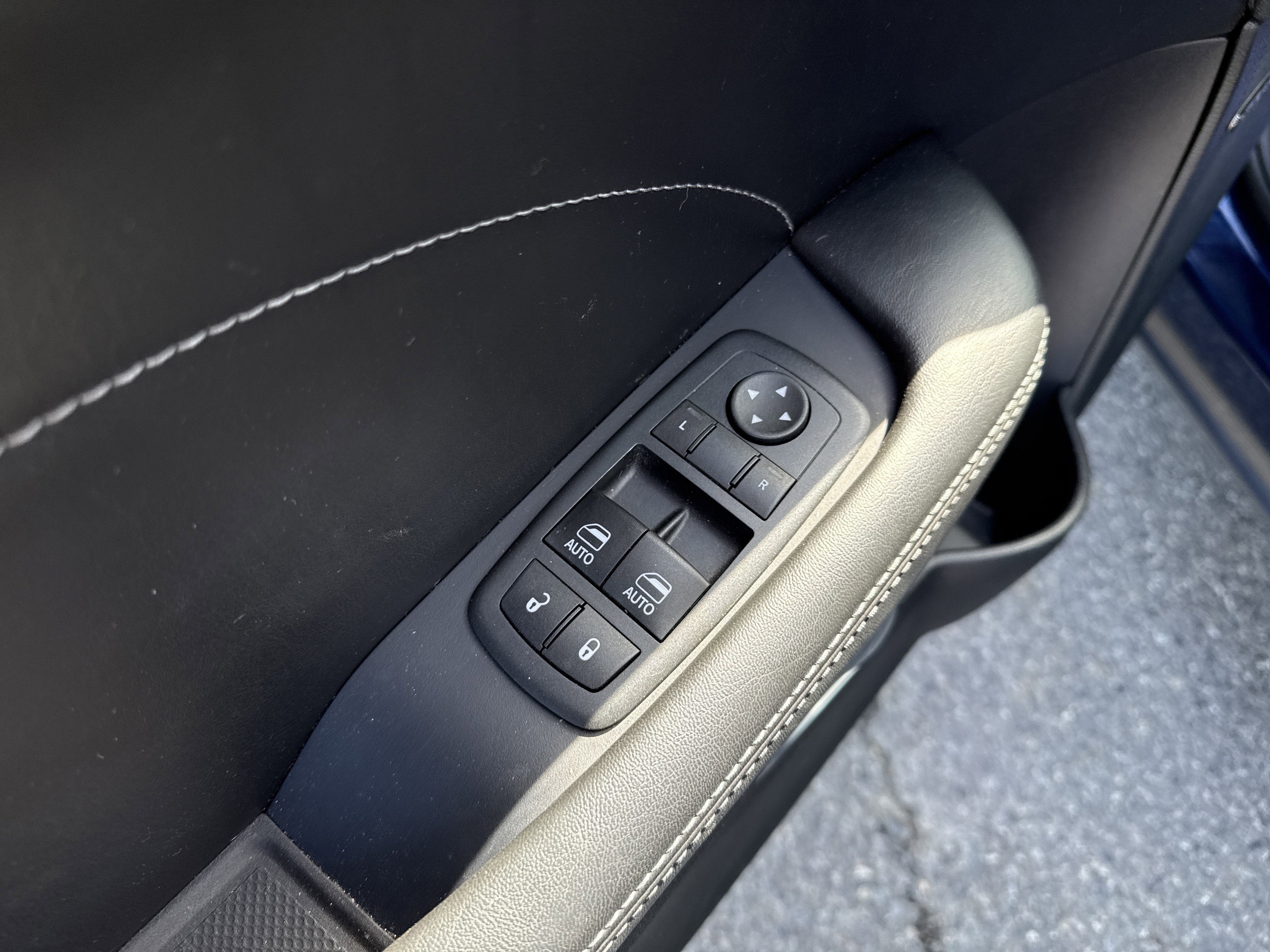 2016 Dodge Challenger R/T Plus