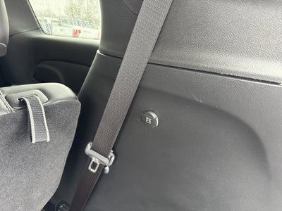 2025 Chrysler Pacifica Base