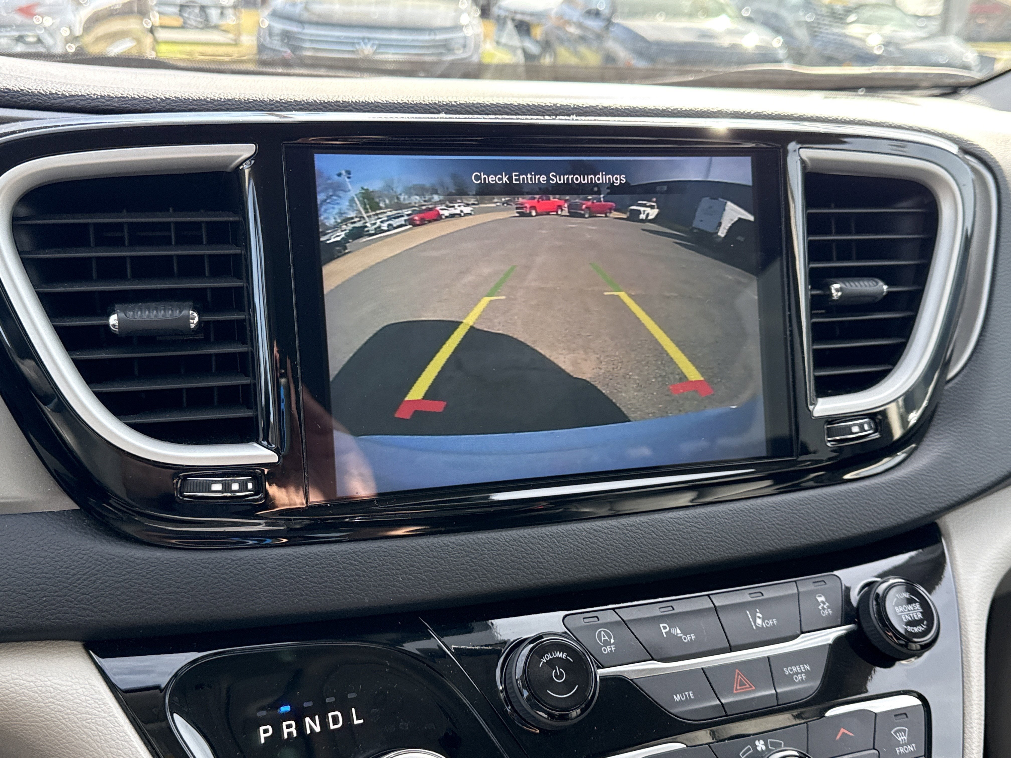 2024 Chrysler Pacifica Touring L