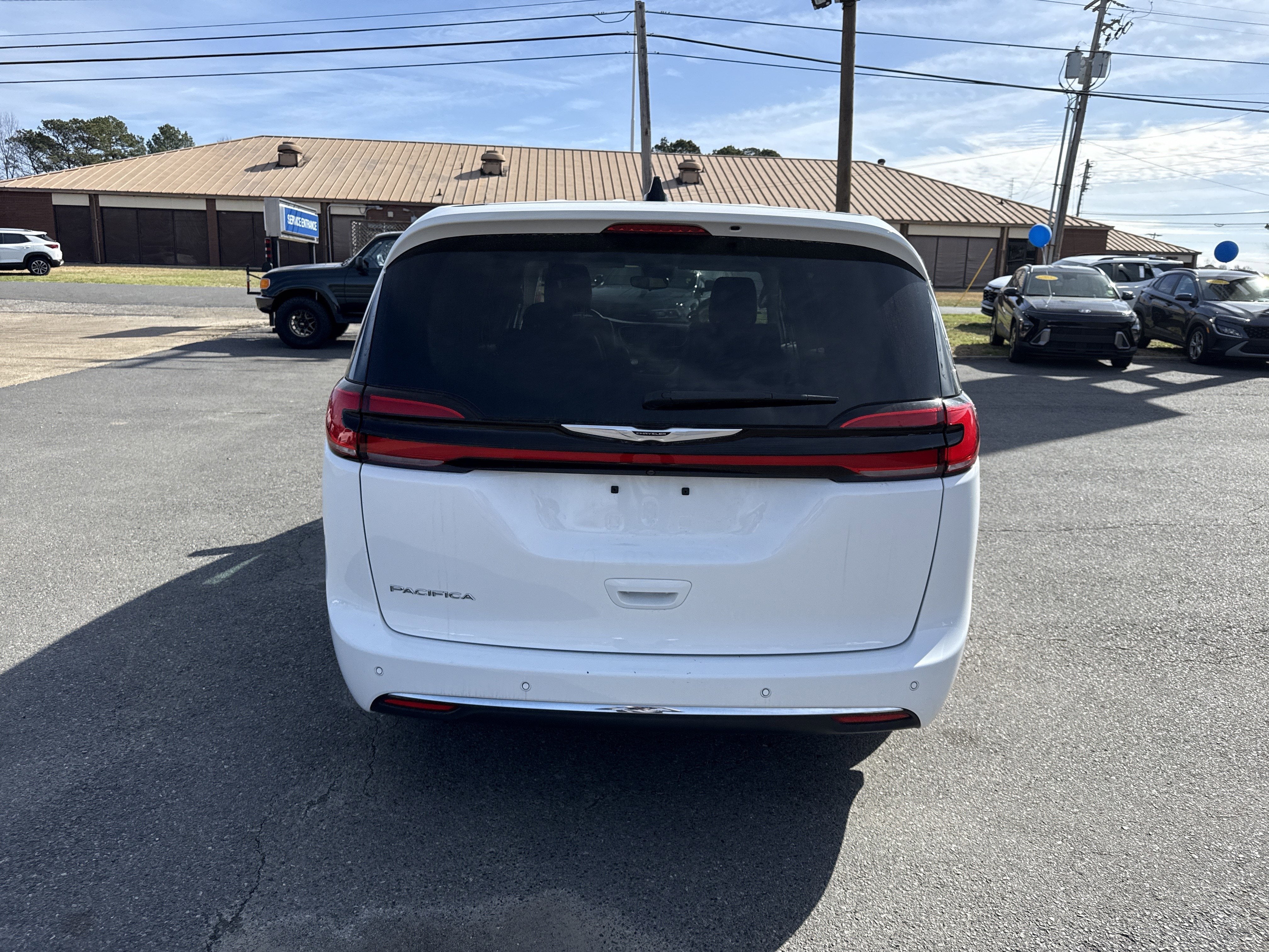 2024 Chrysler Pacifica Touring L