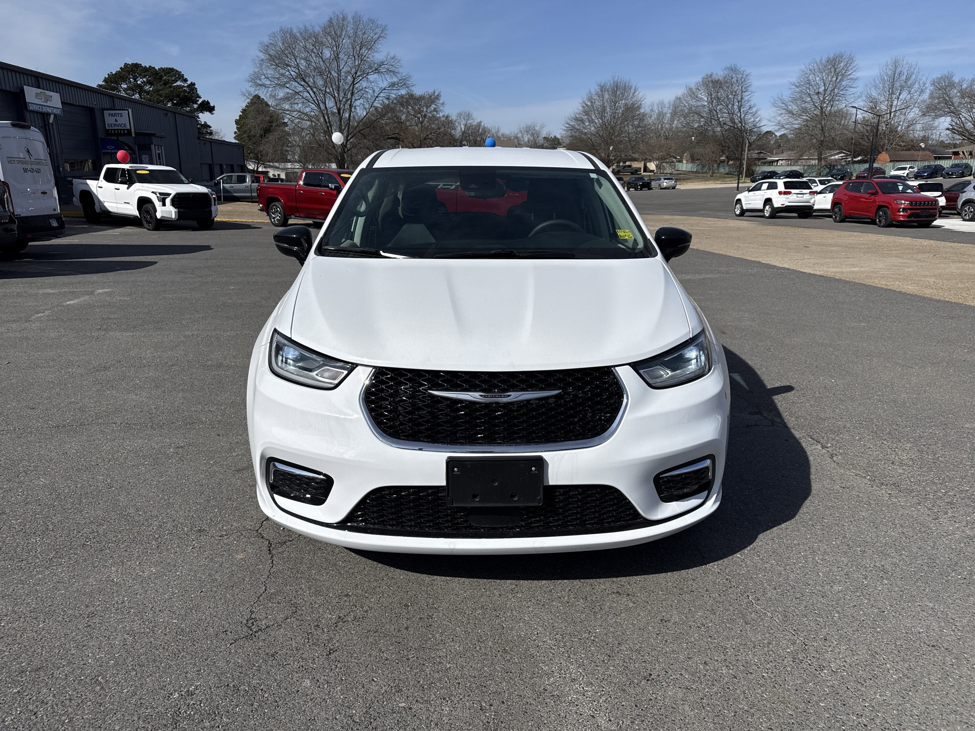 2024 Chrysler Pacifica Touring L