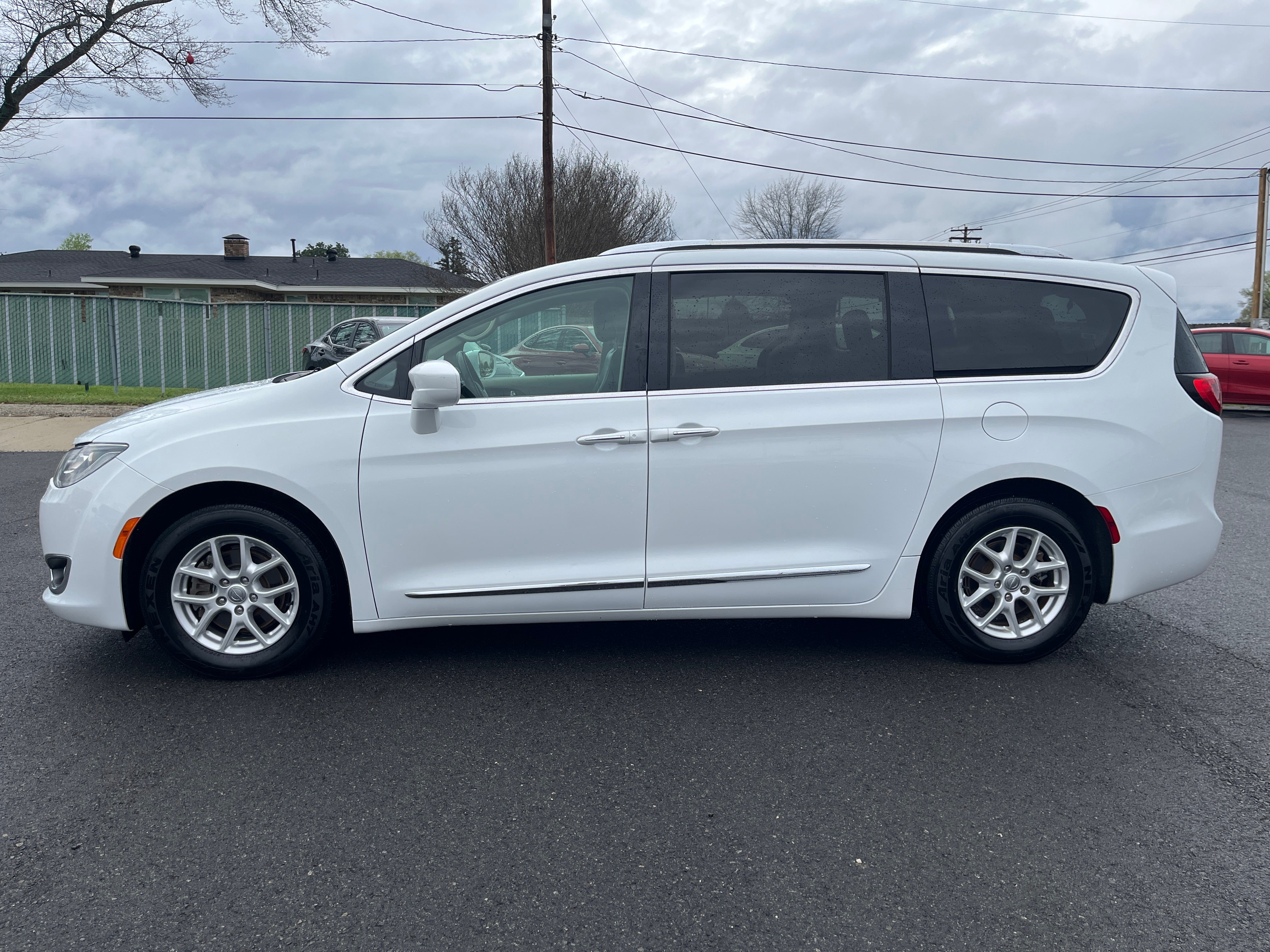 2020 Chrysler Pacifica Touring L
