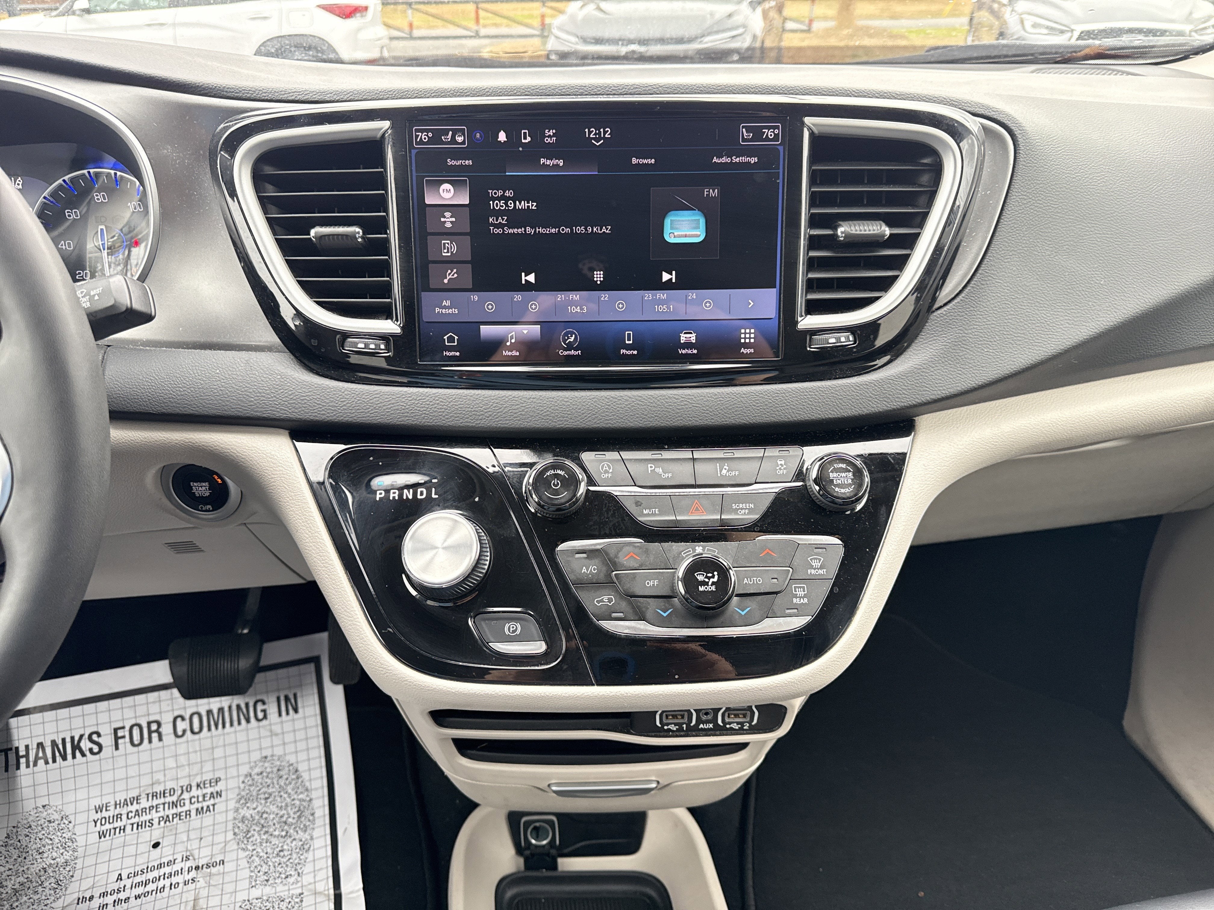 2024 Chrysler Pacifica Base