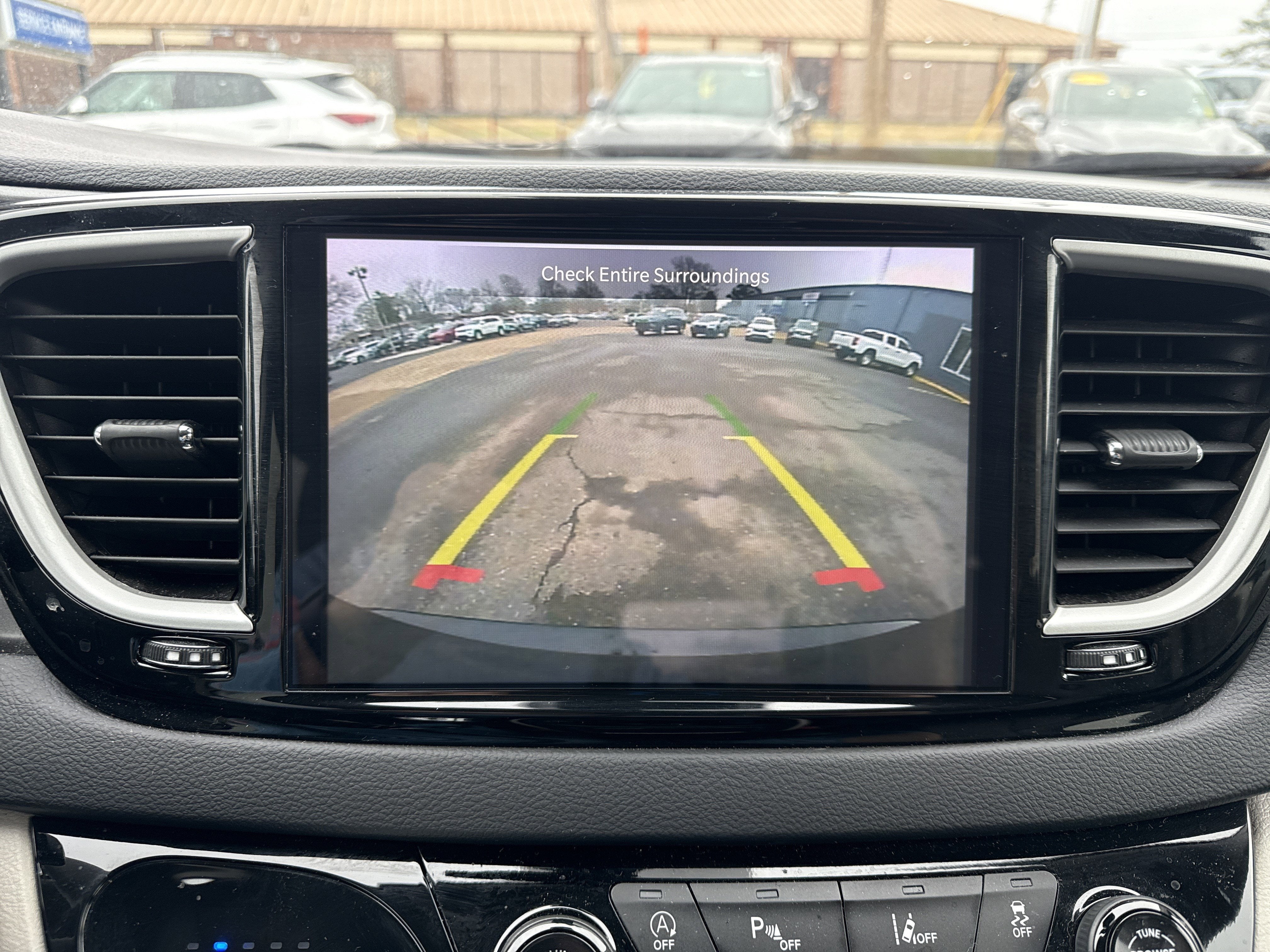 2024 Chrysler Pacifica Base