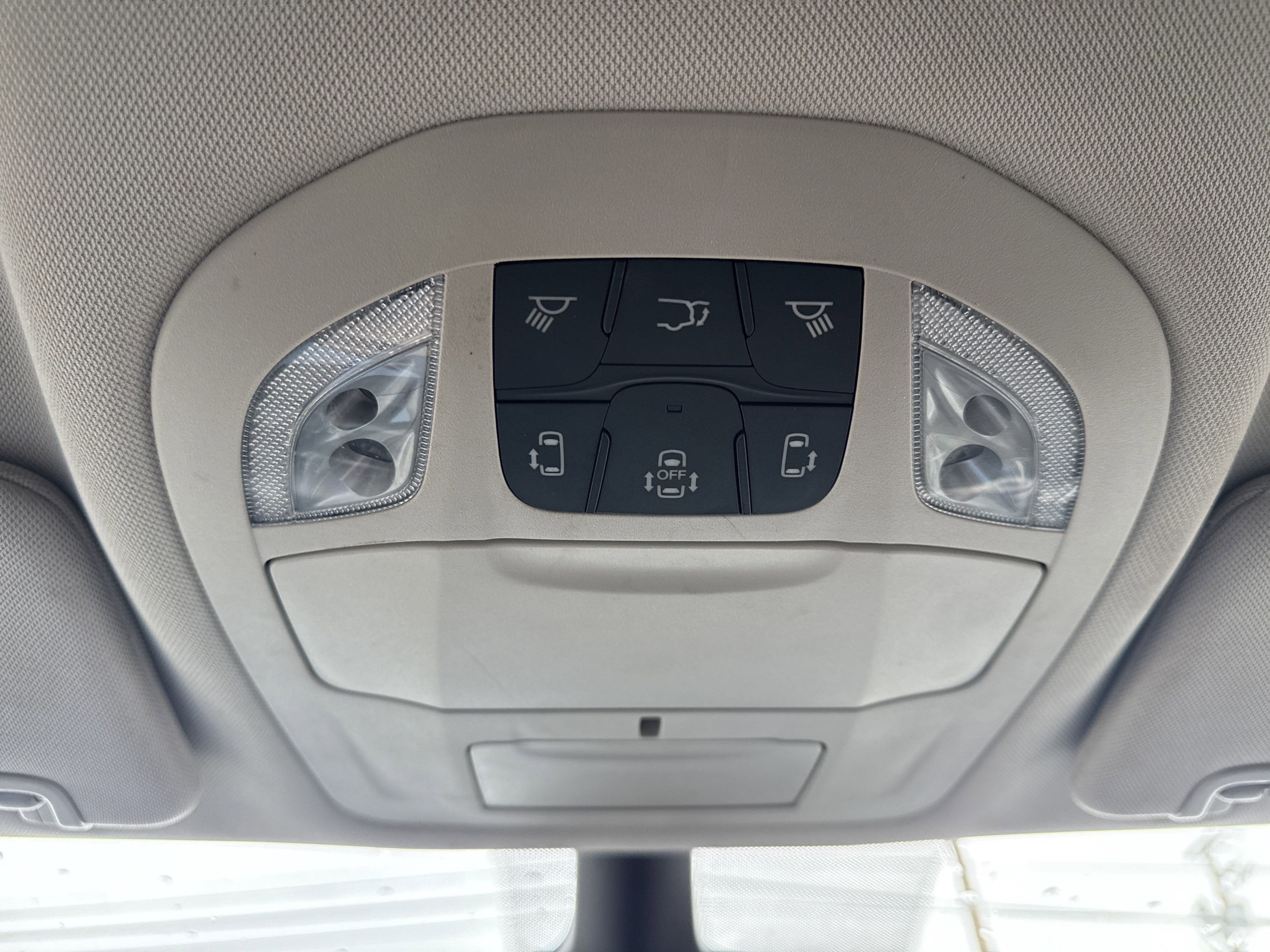 2024 Chrysler Pacifica Base