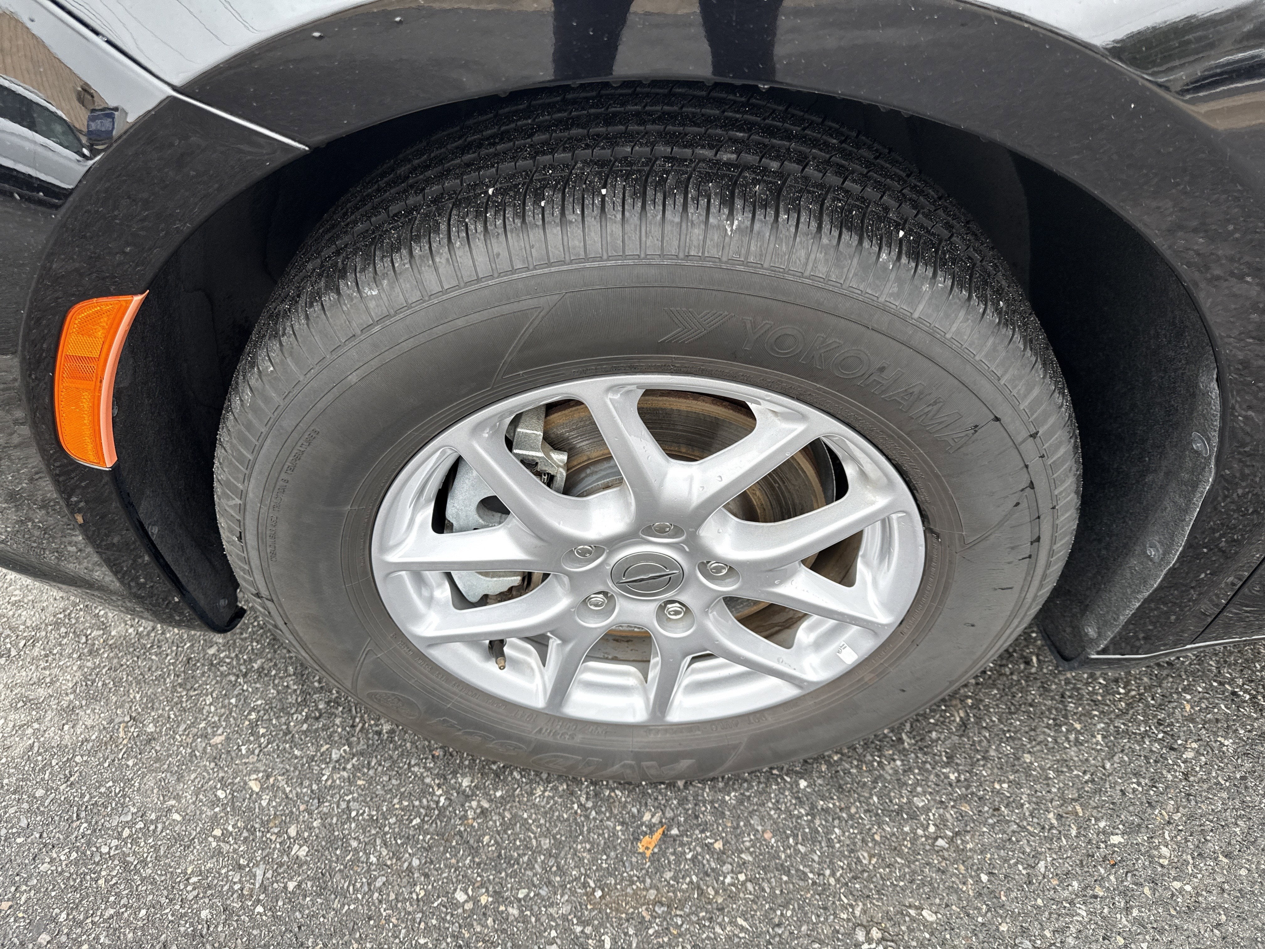 2024 Chrysler Pacifica Base