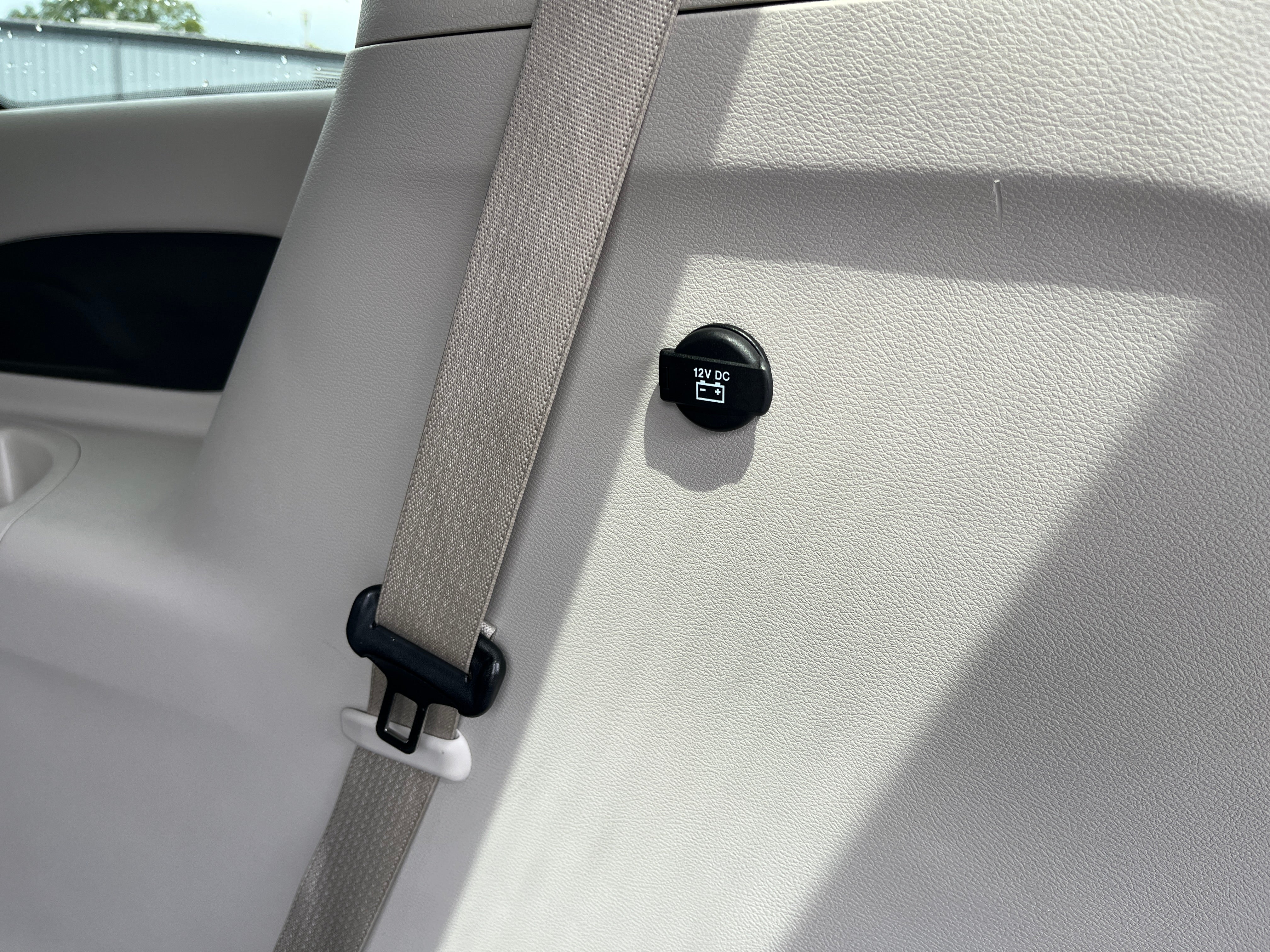 2024 Chrysler Voyager LX