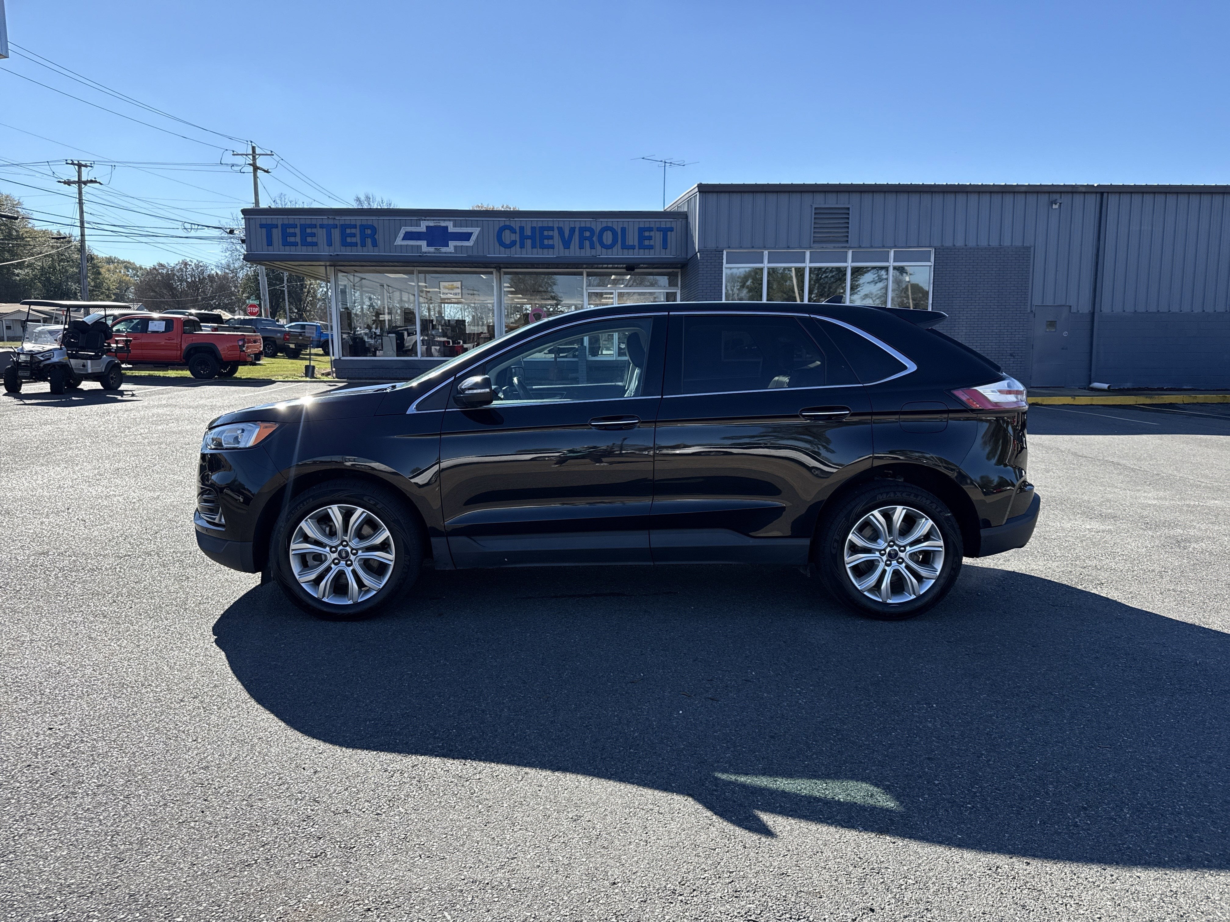 2022 Ford Edge Titanium