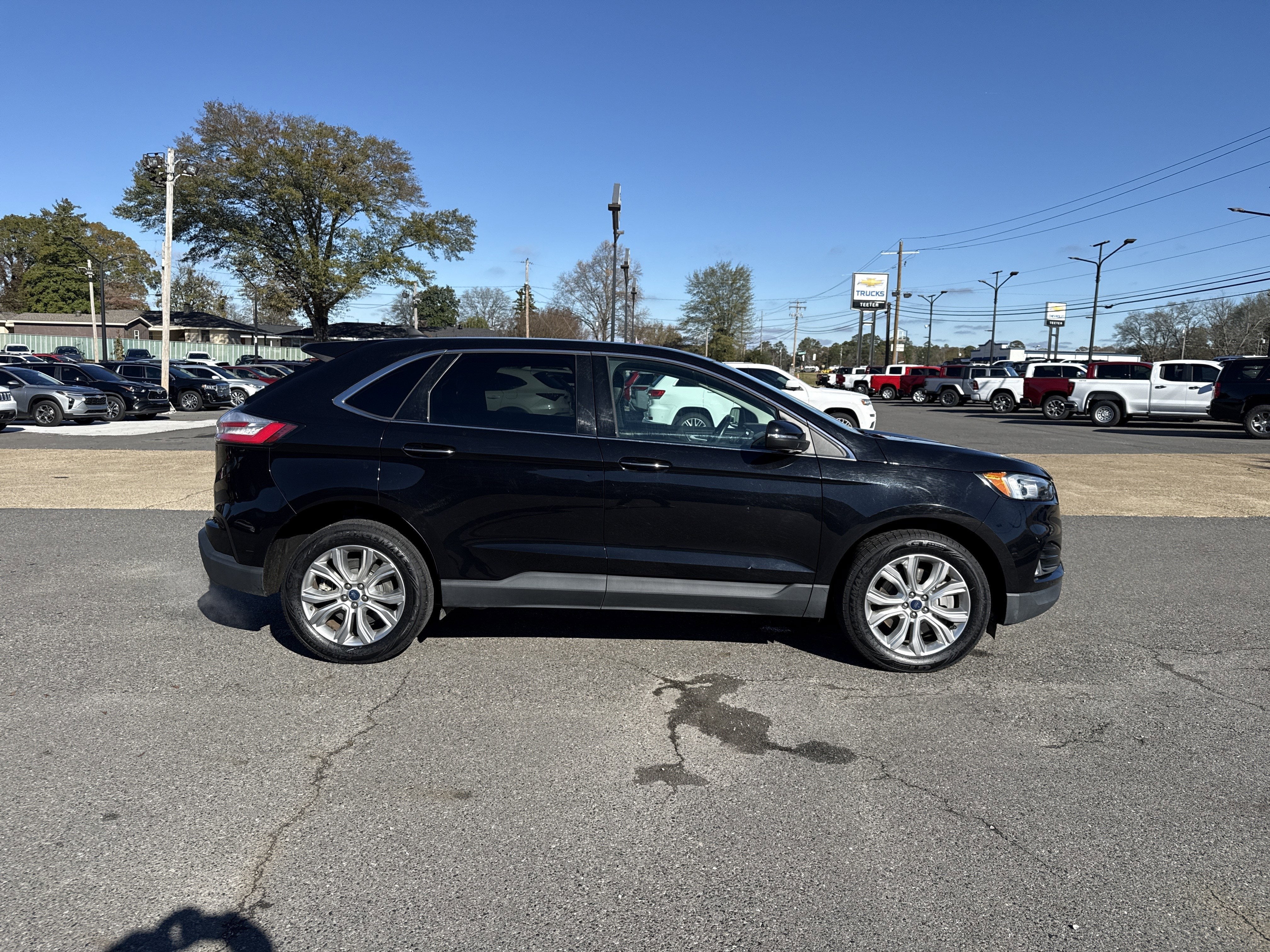 2022 Ford Edge Titanium