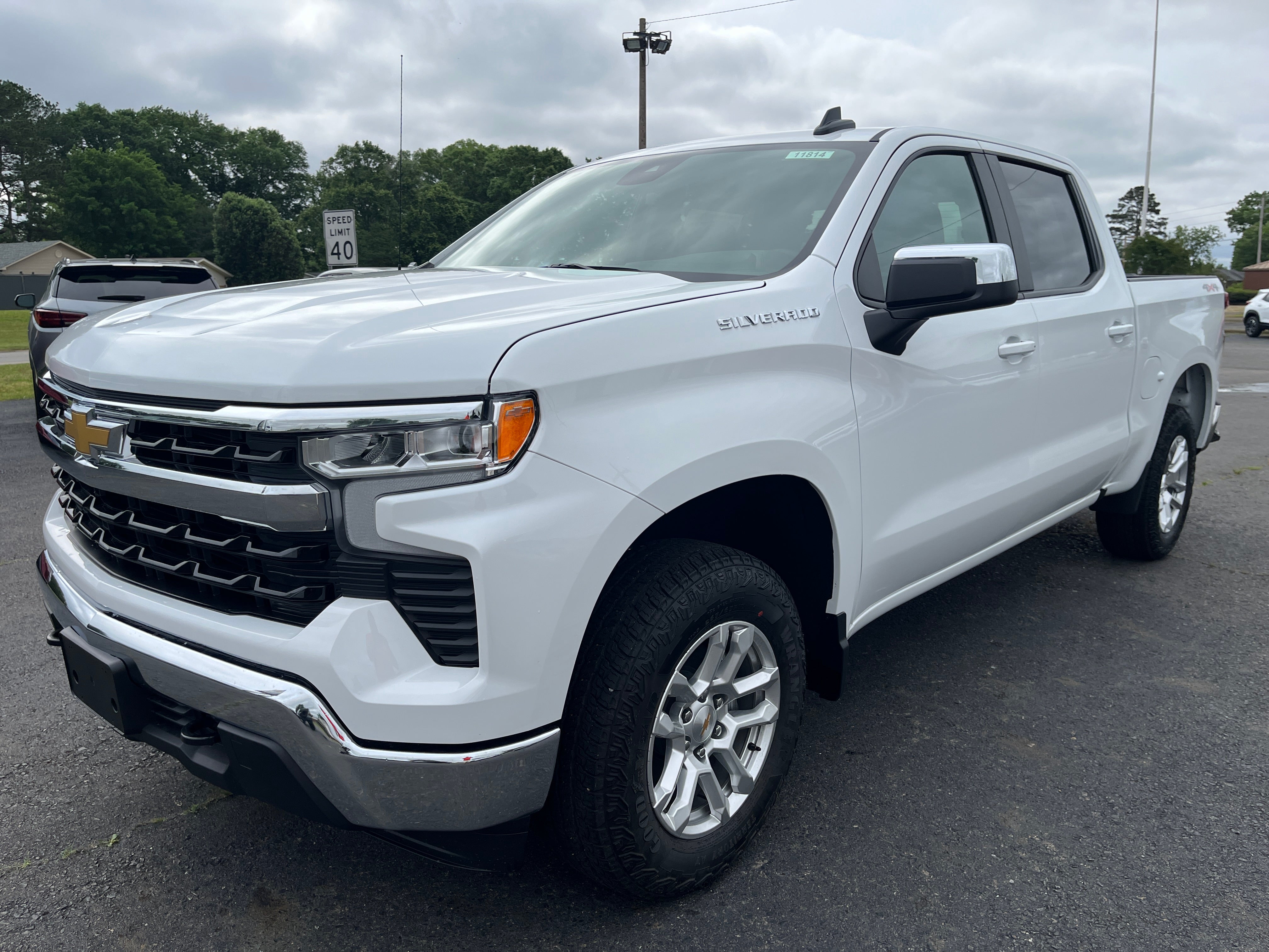 2026 Chevrolet Silverado 1500 LT