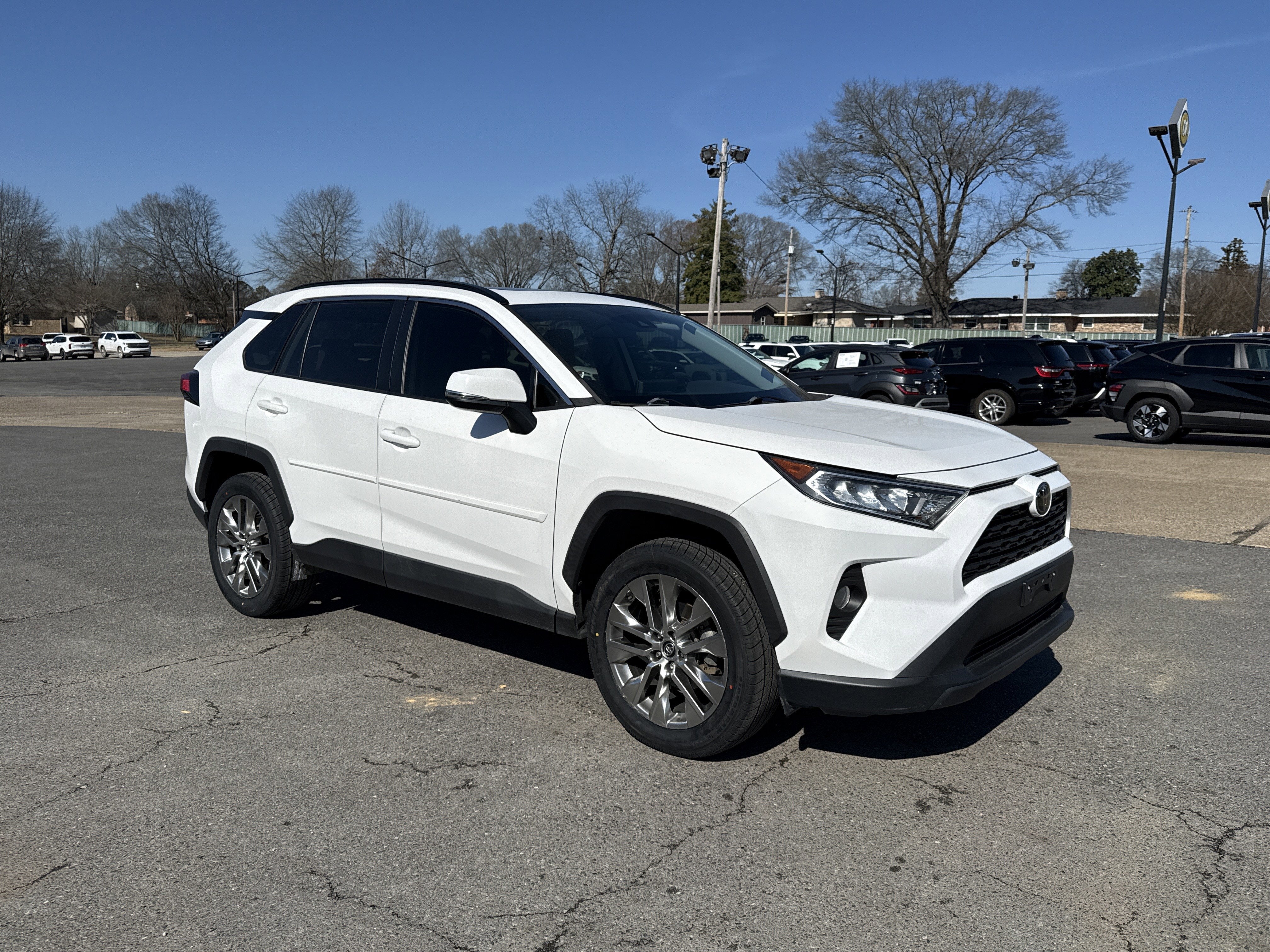 2020 Toyota RAV4 XLE Premium