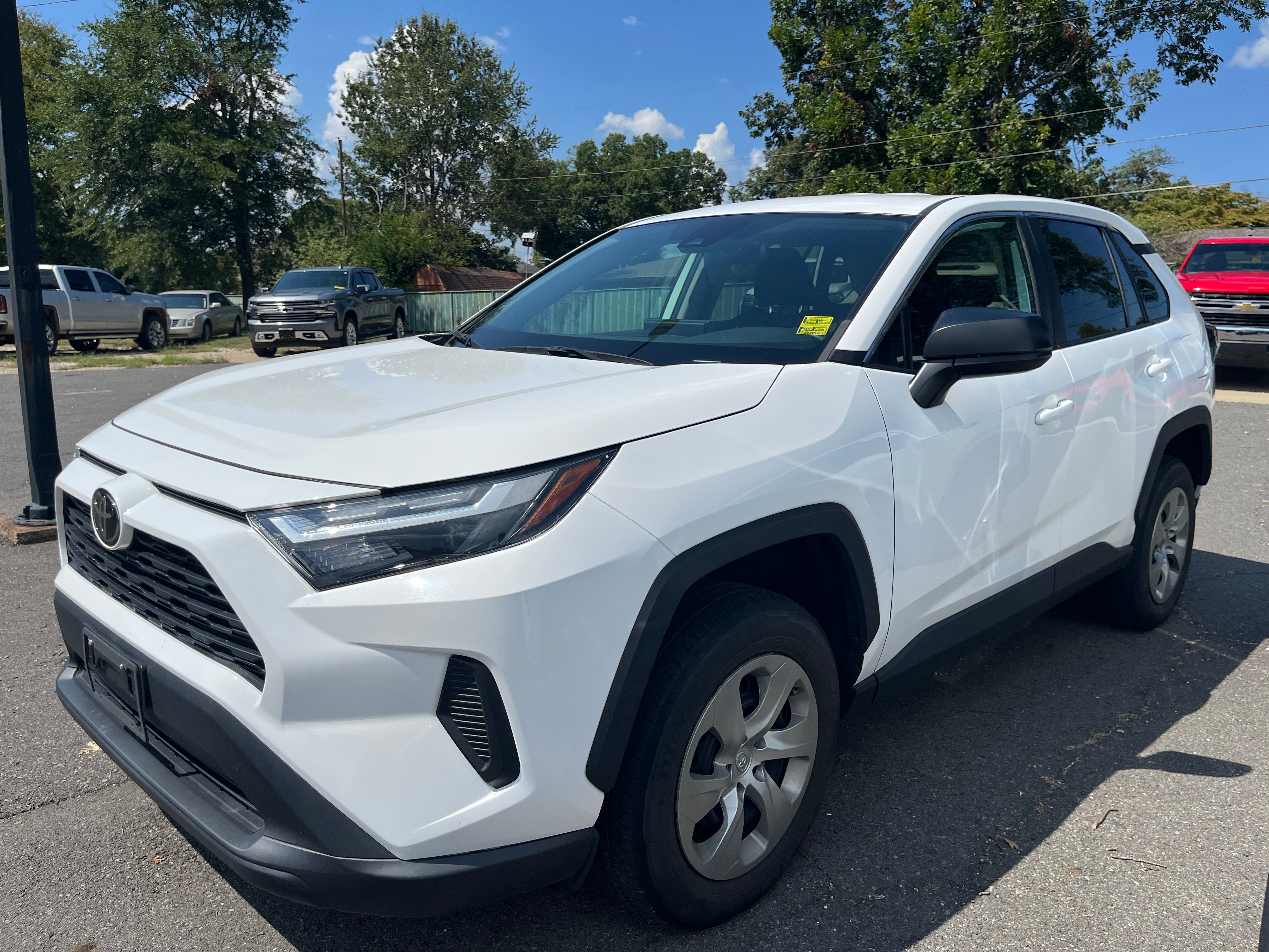 2023 Toyota RAV4 LE