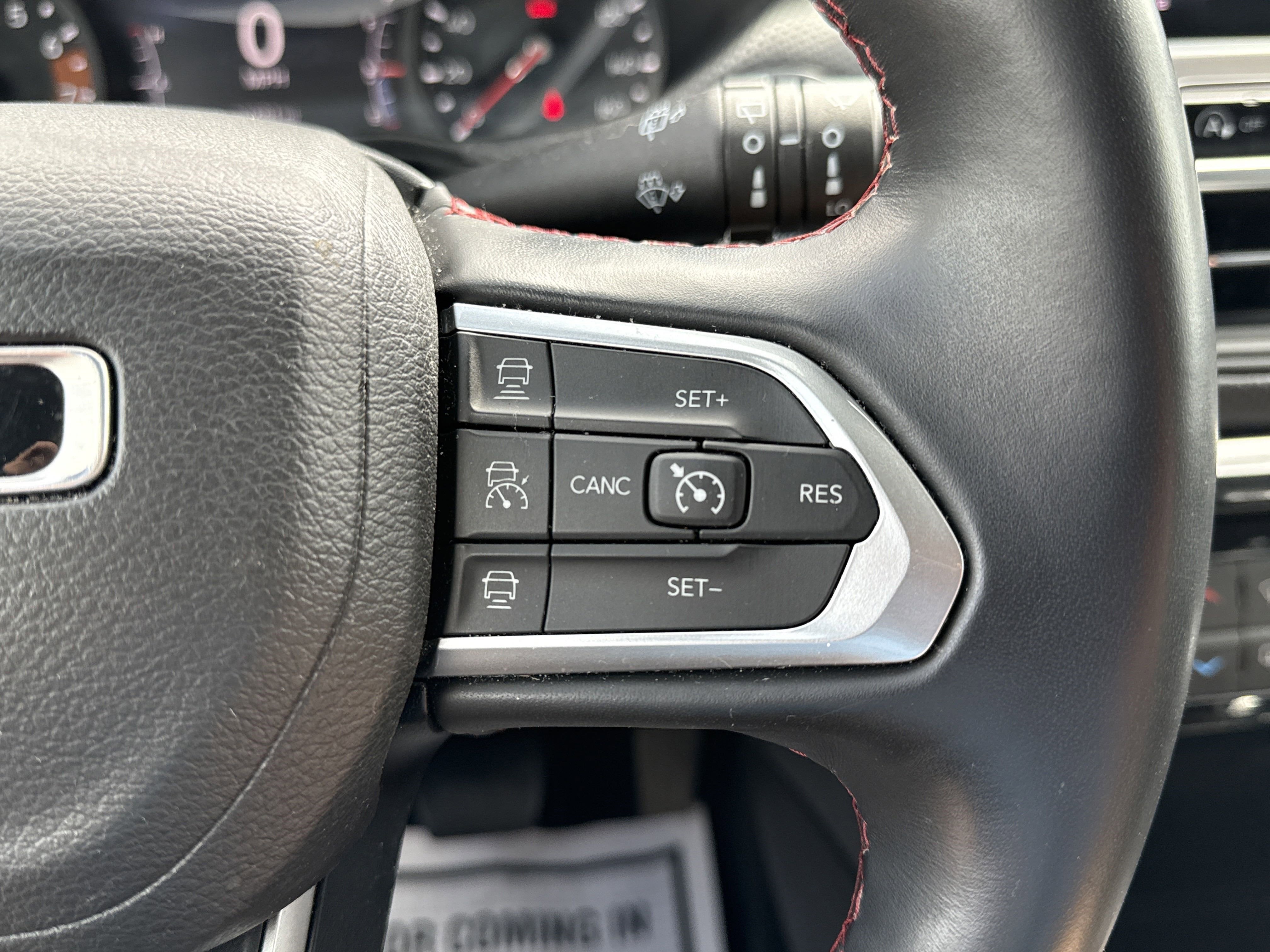 2022 Jeep Compass Base