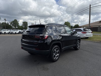 2022 Jeep Compass Base