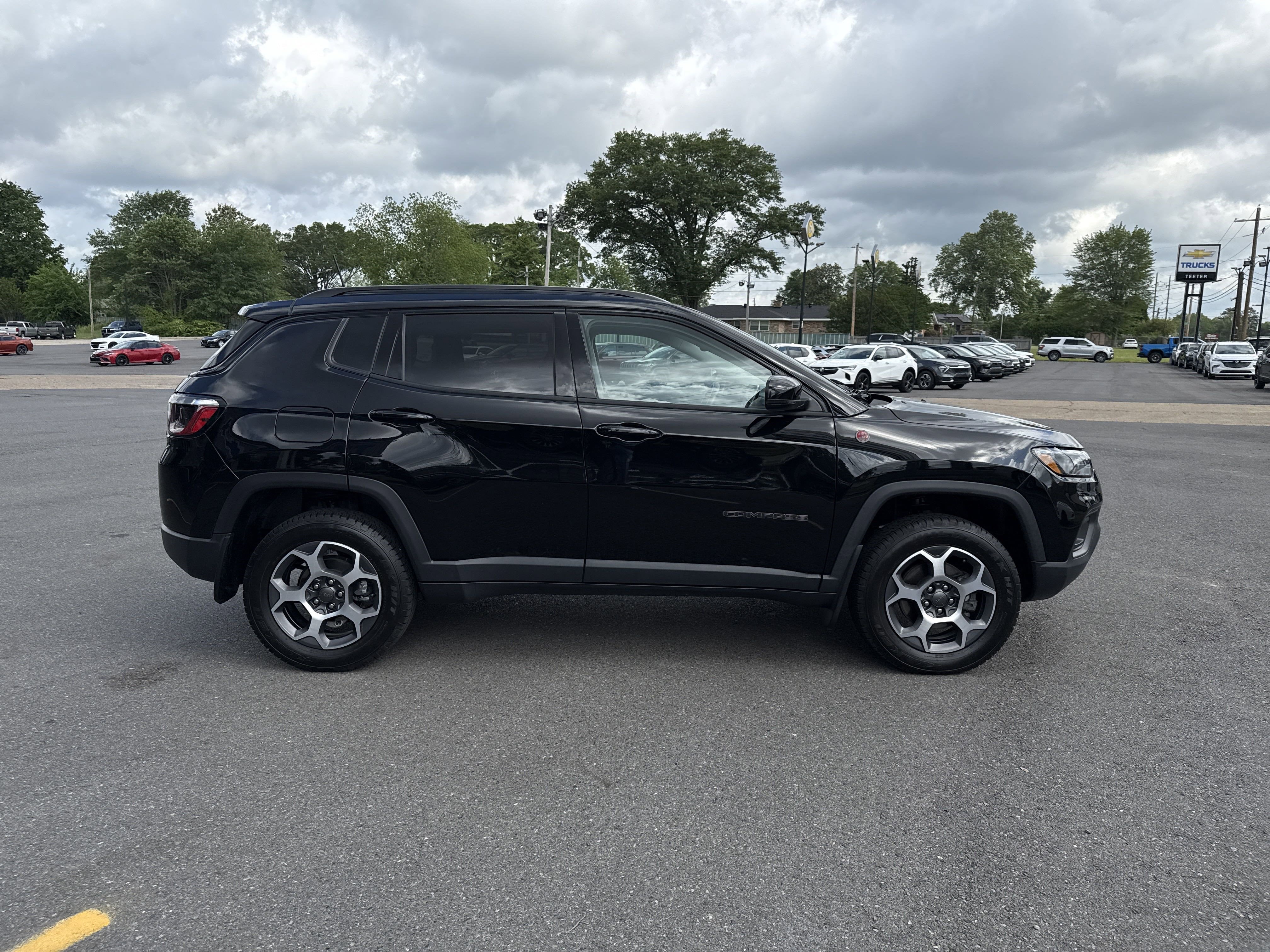 2022 Jeep Compass Base