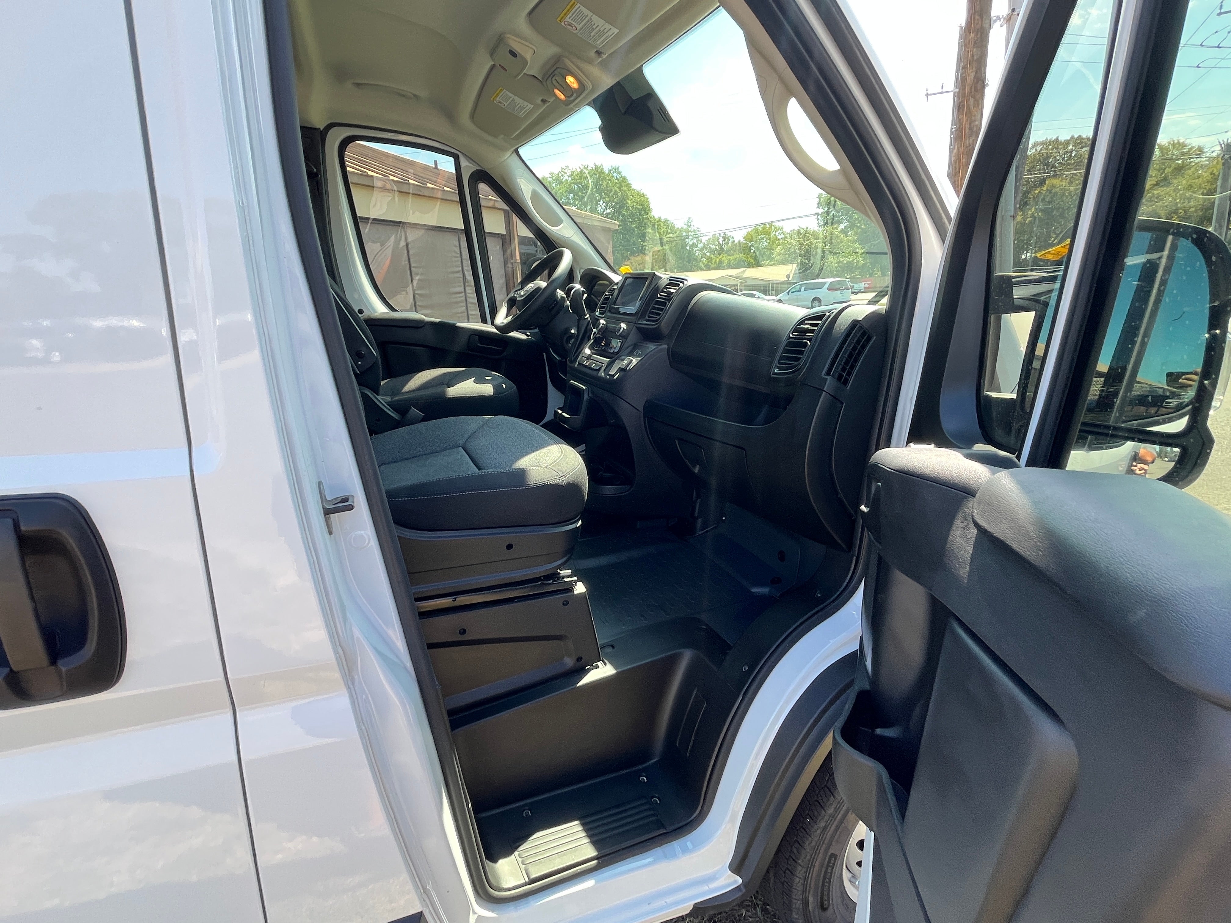 2026 RAM ProMaster Cargo Van Tradesman