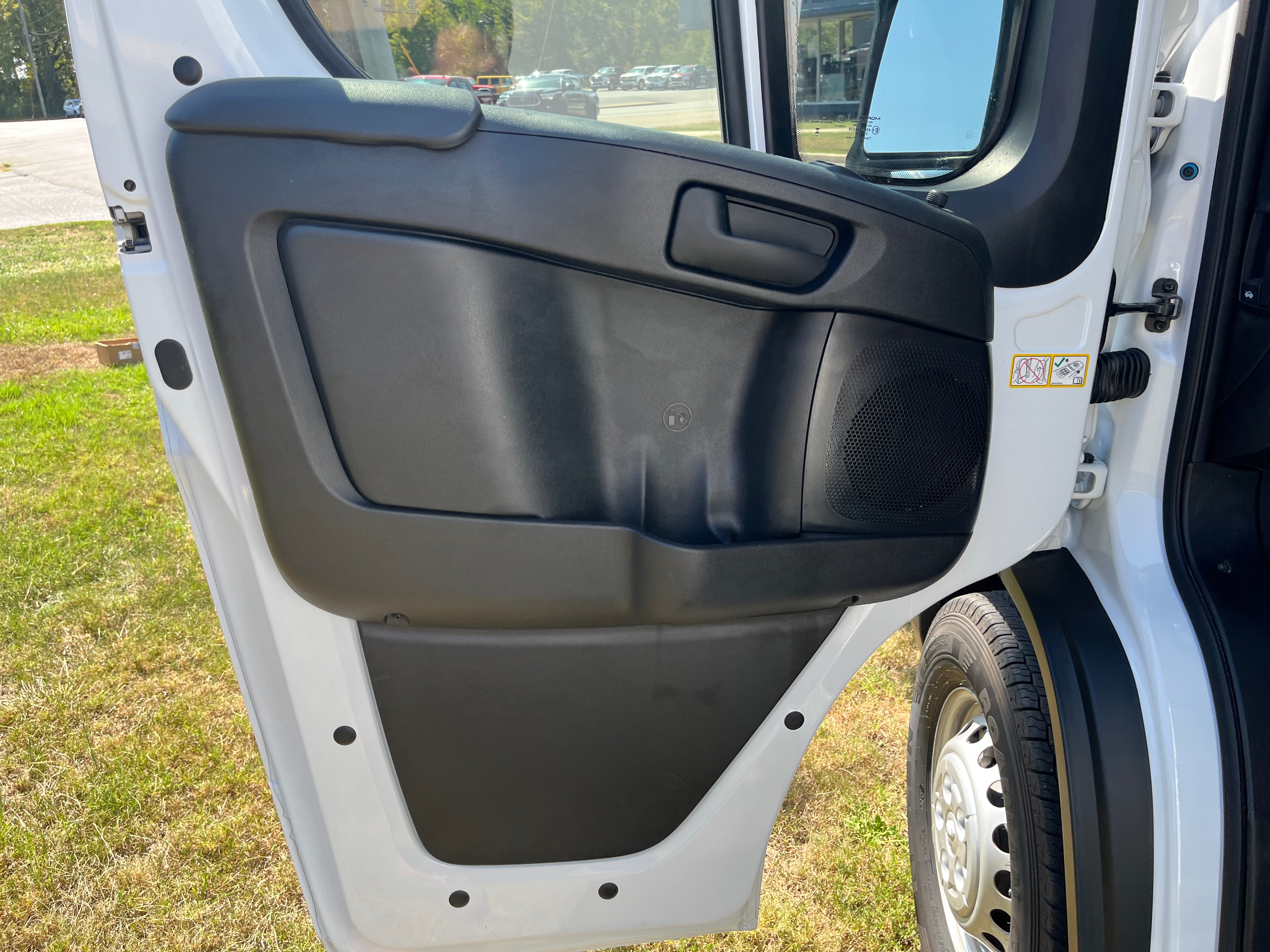 2026 RAM ProMaster Cargo Van Tradesman