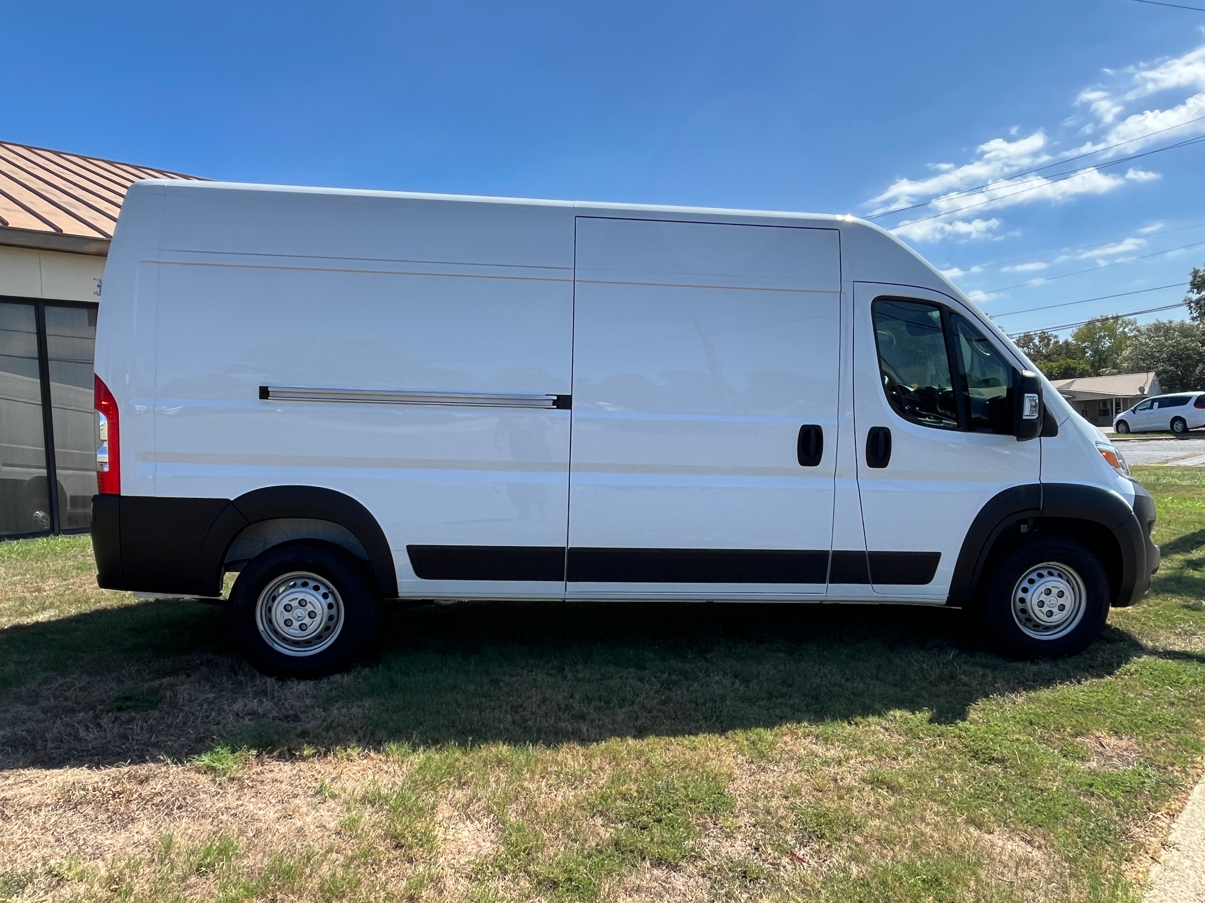 2026 RAM ProMaster Cargo Van Tradesman