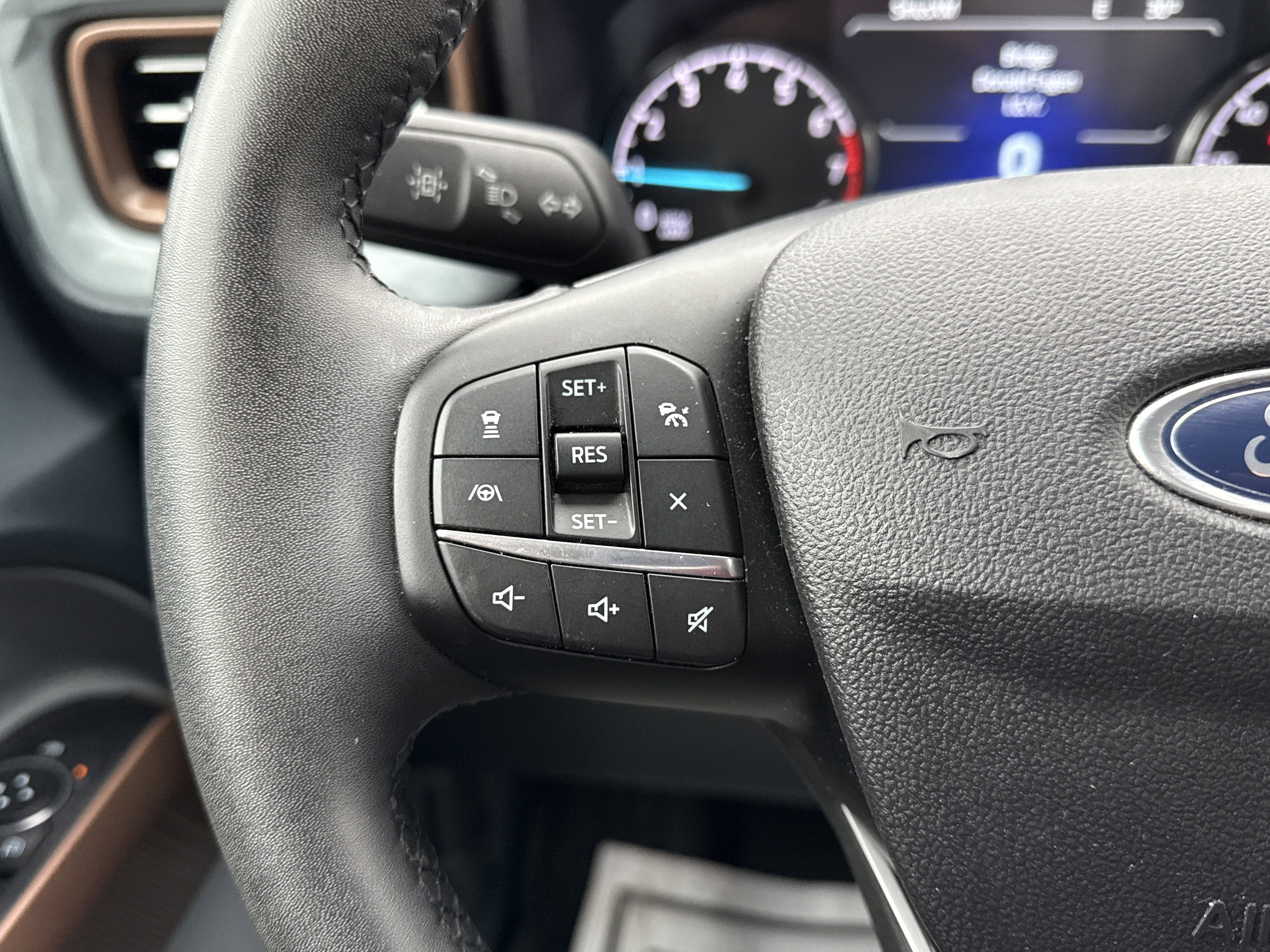 2023 Ford Maverick XL