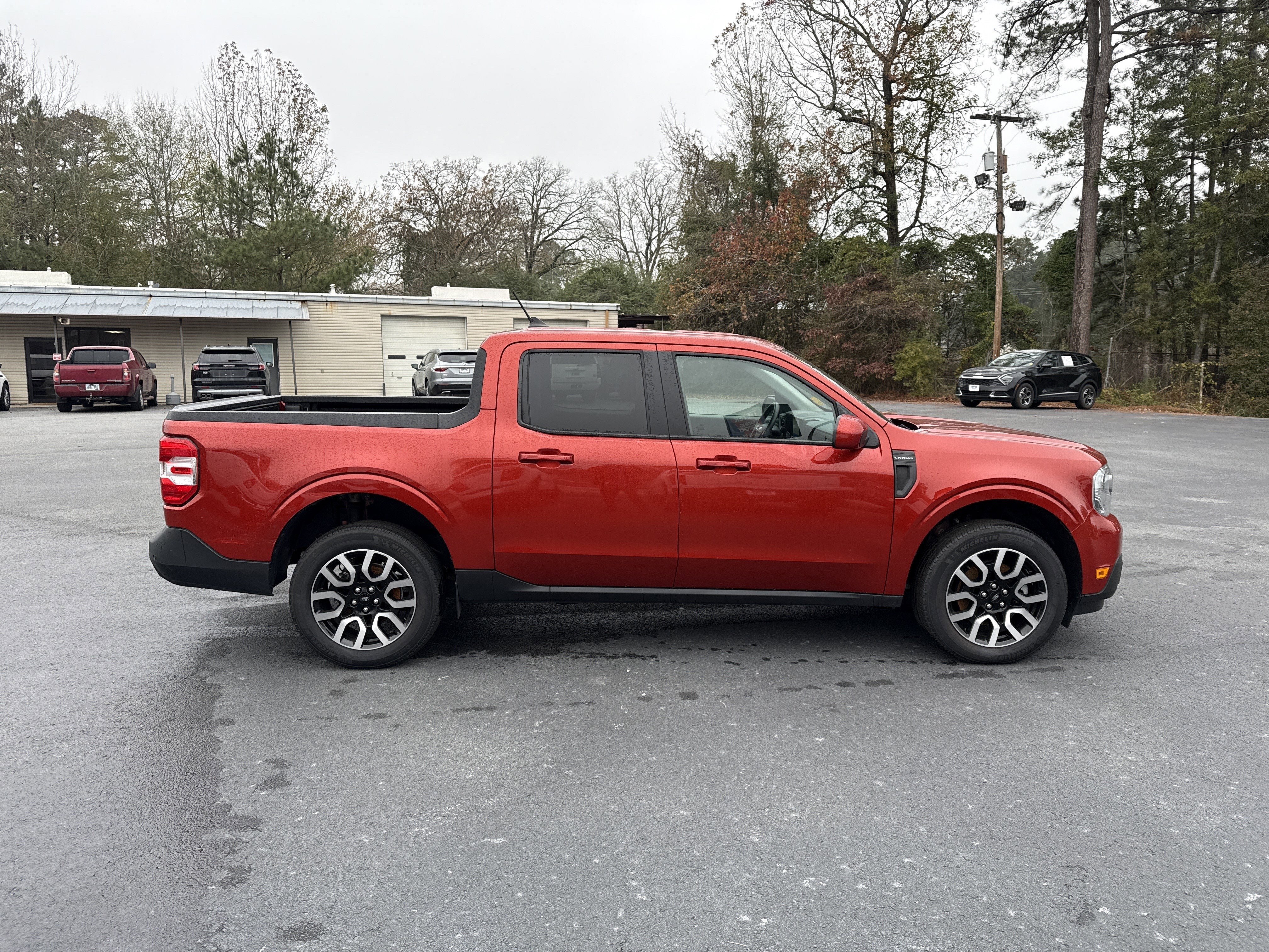 2023 Ford Maverick XL