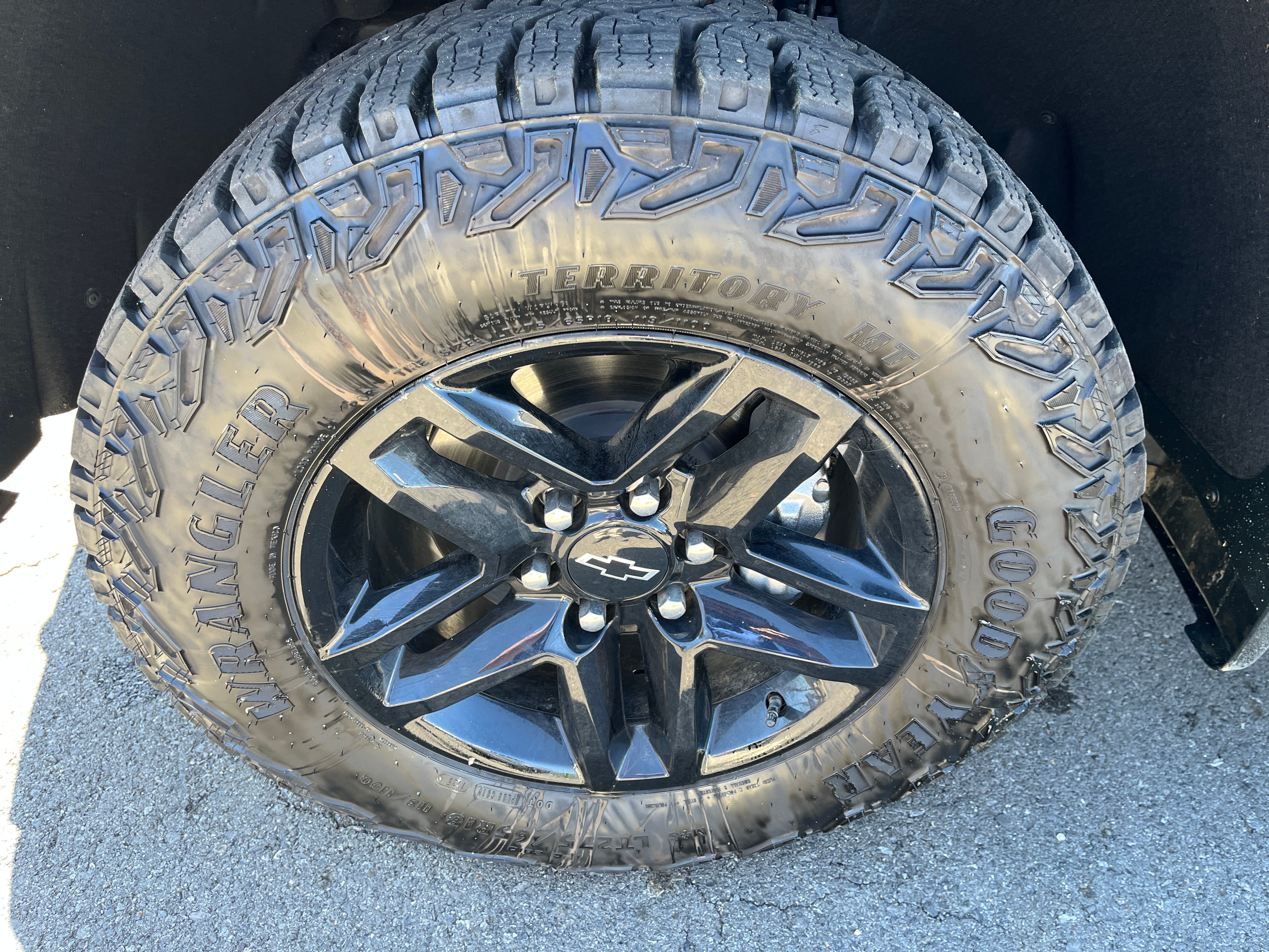 2025 Chevrolet Silverado 1500 Custom Trail Boss