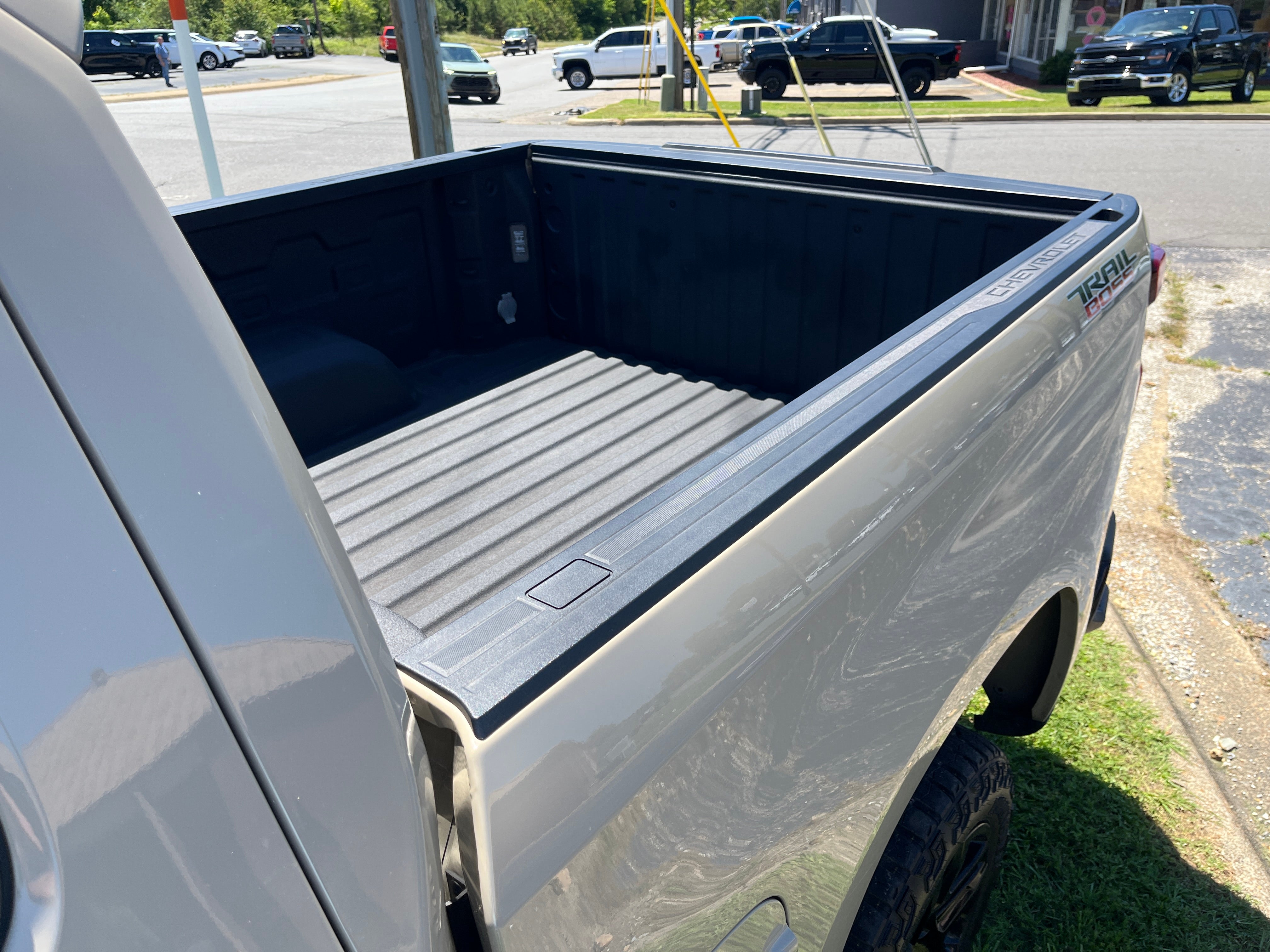 2023 Chevrolet Silverado 1500 Custom Trail Boss