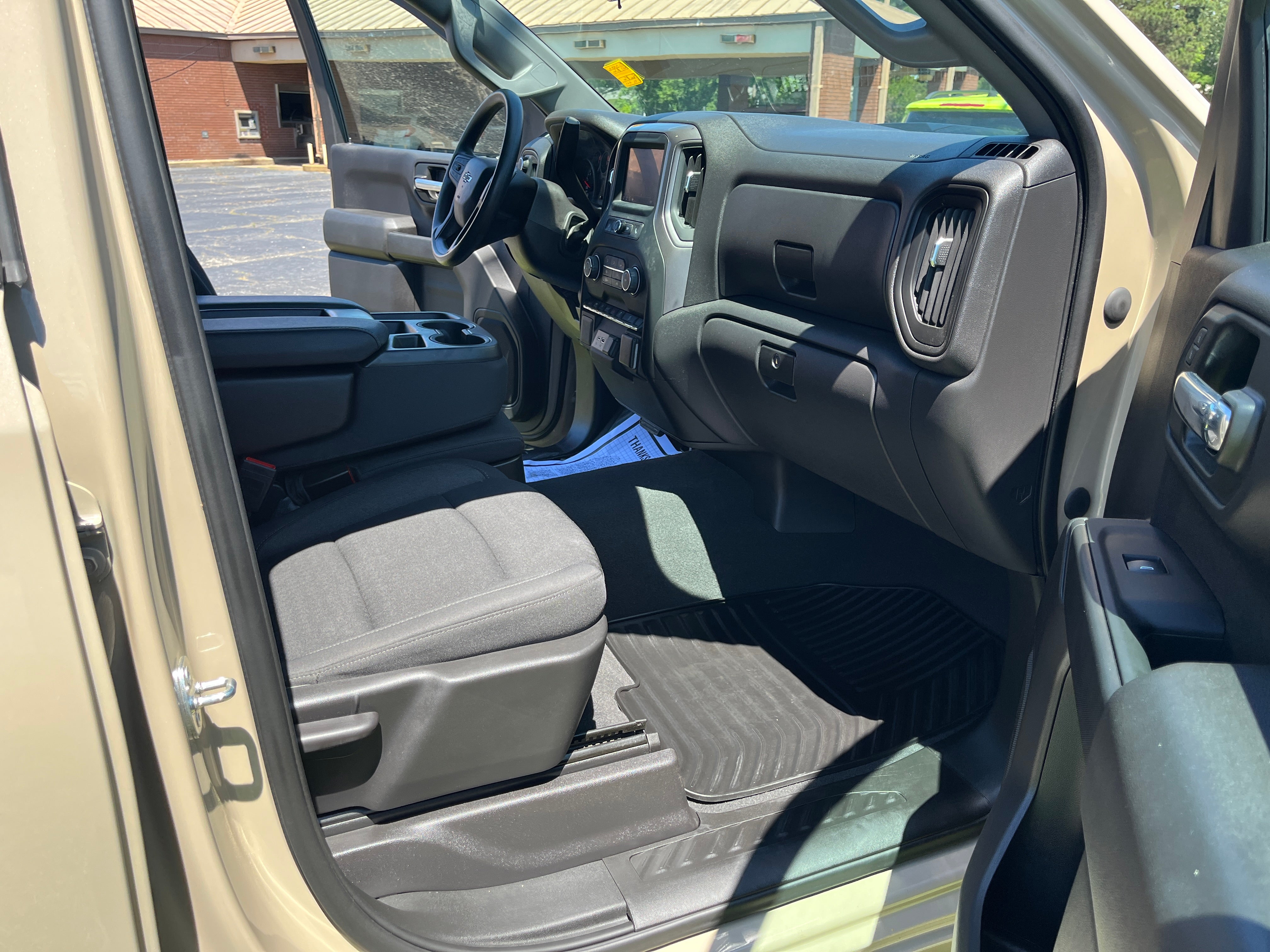 2023 Chevrolet Silverado 1500 Custom Trail Boss