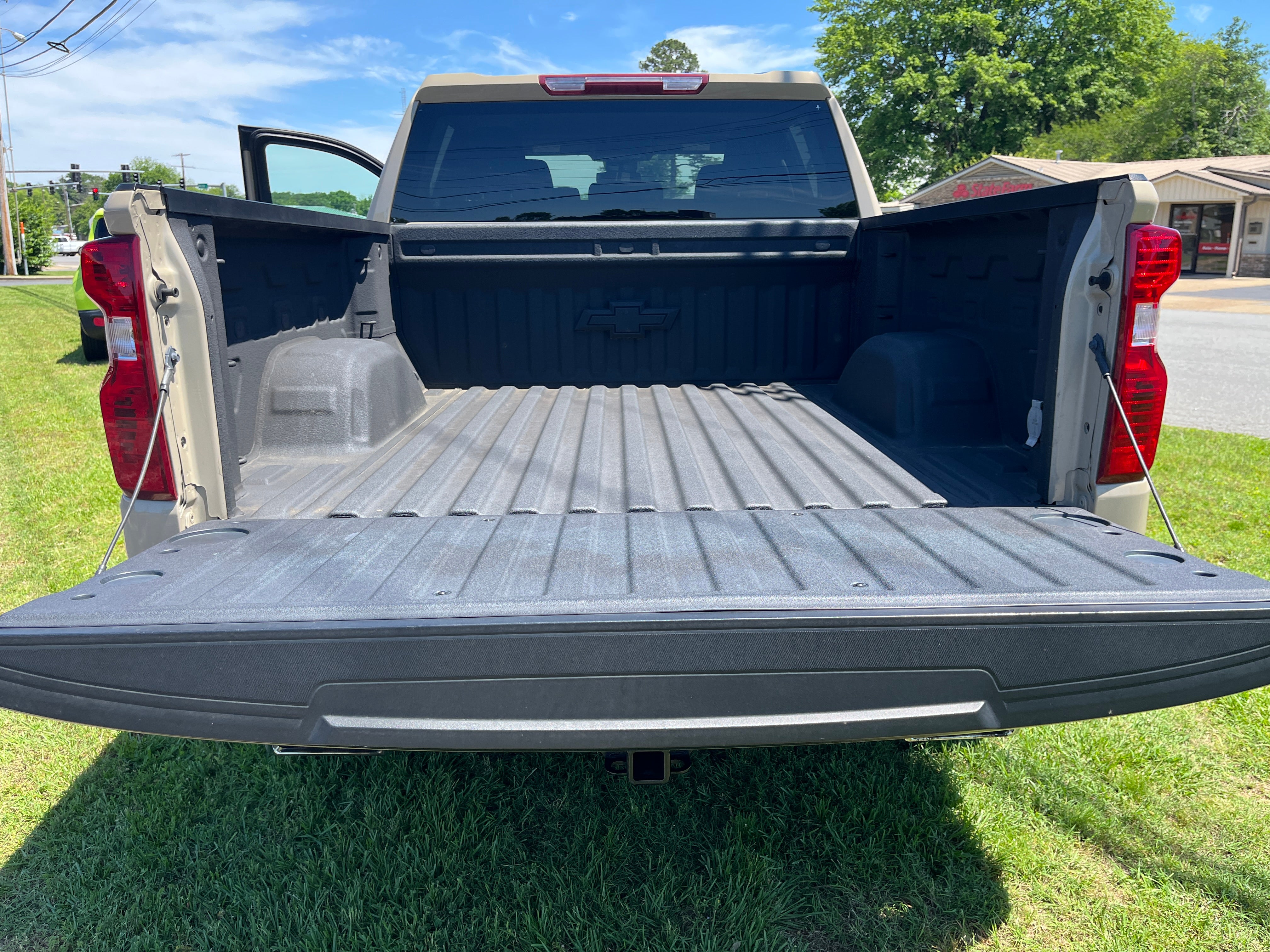 2023 Chevrolet Silverado 1500 Custom Trail Boss