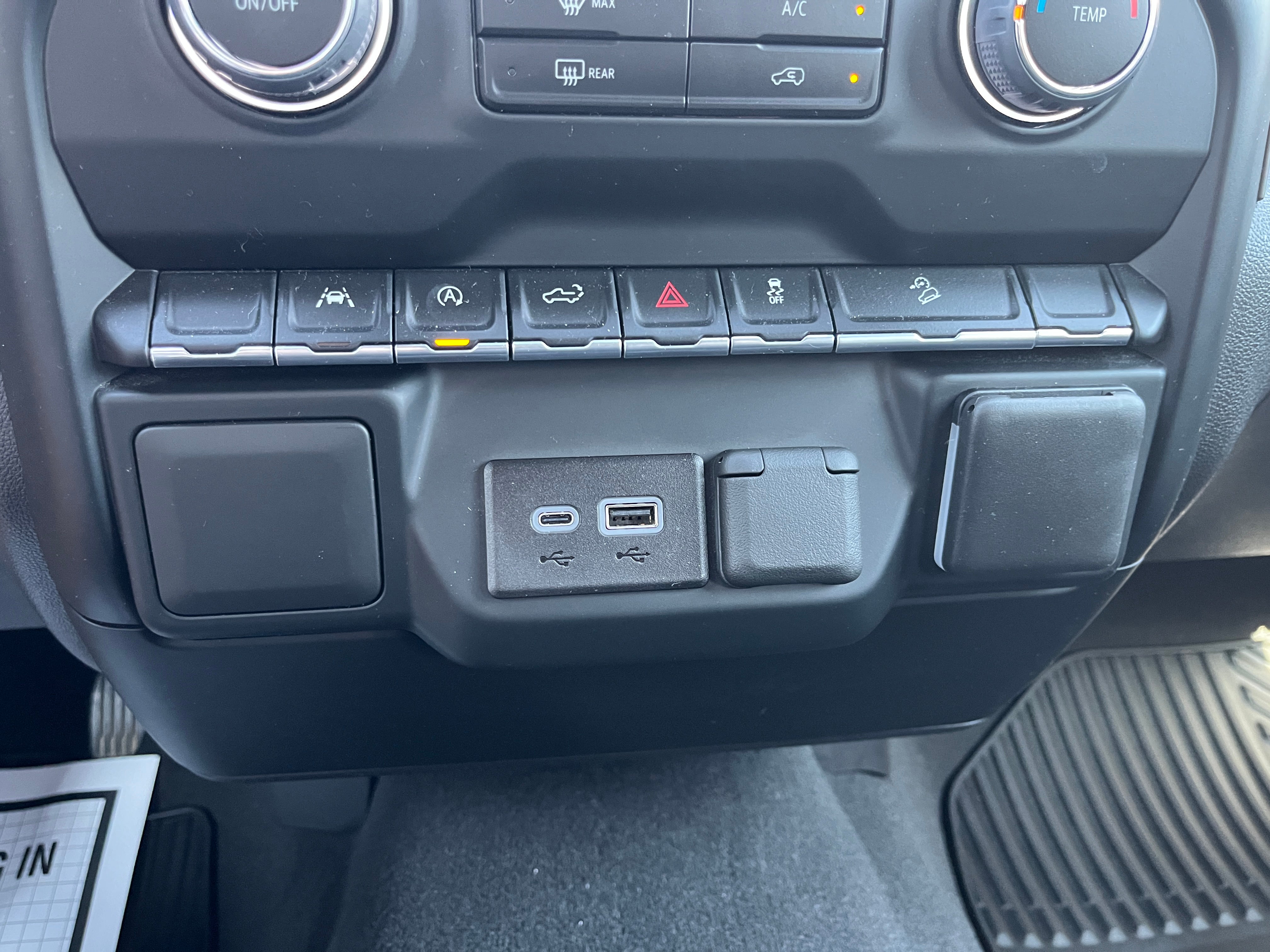 2023 Chevrolet Silverado 1500 Custom Trail Boss
