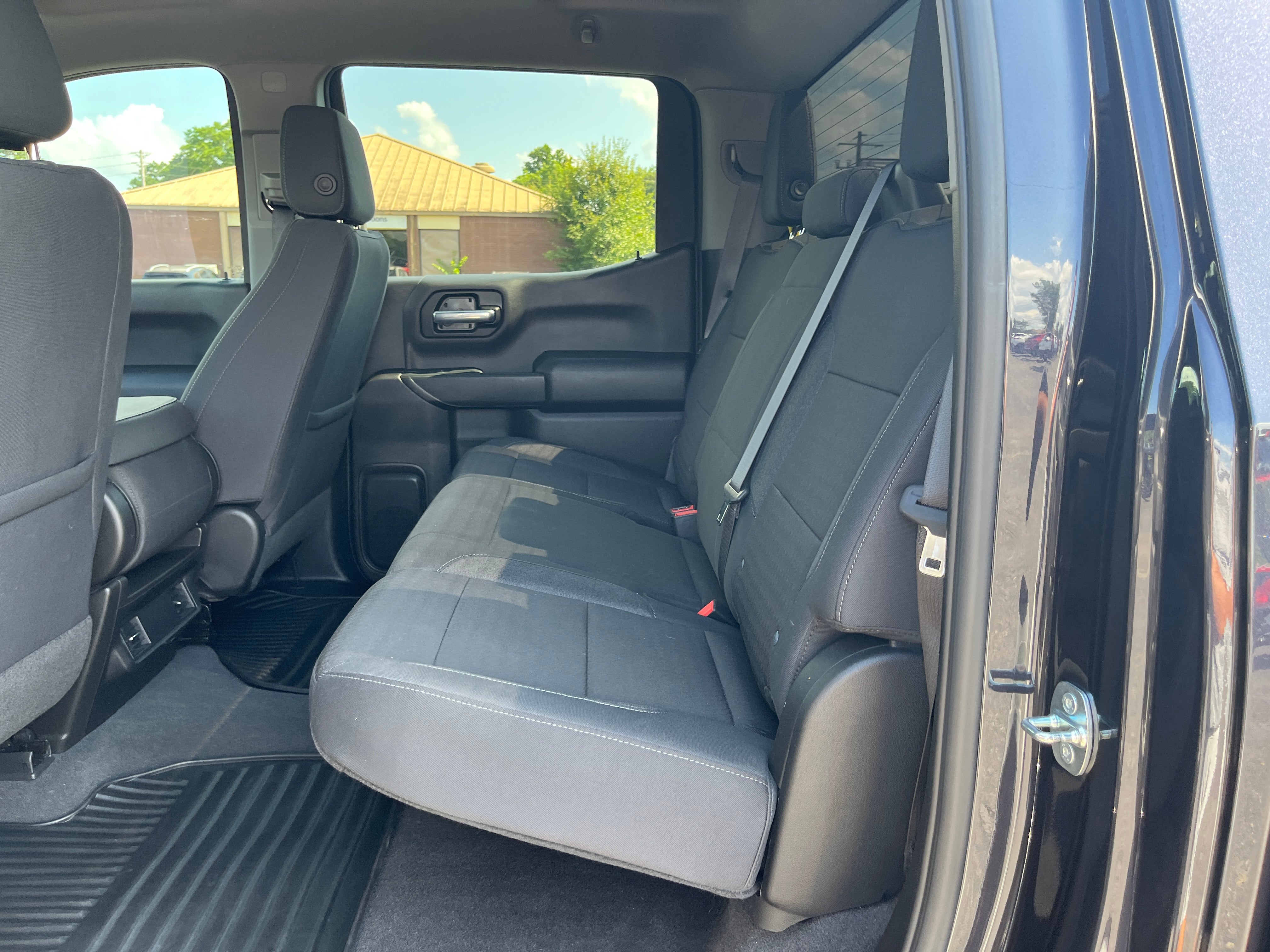 2023 Chevrolet Silverado 1500 Custom Trail Boss