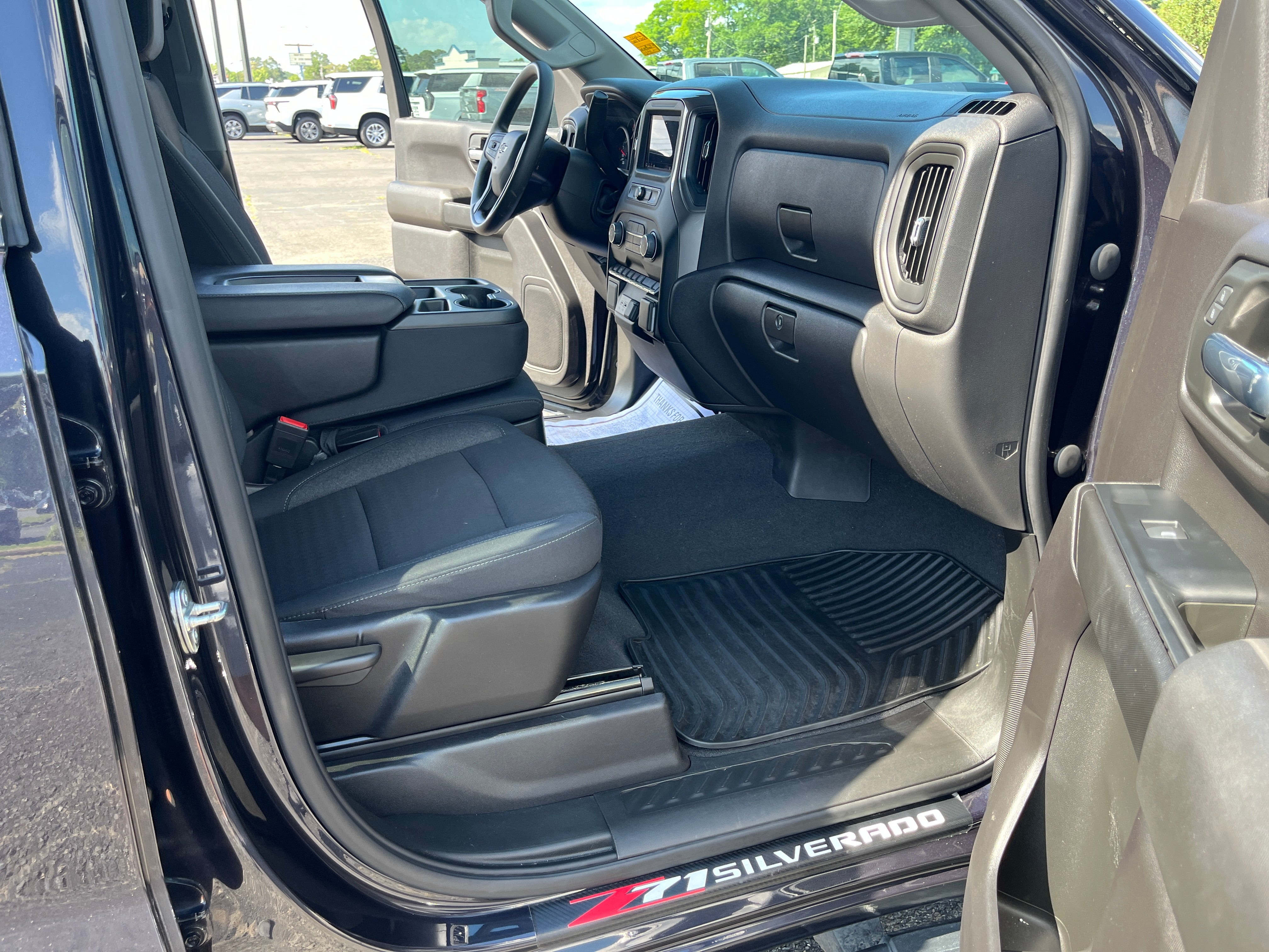 2023 Chevrolet Silverado 1500 Custom Trail Boss