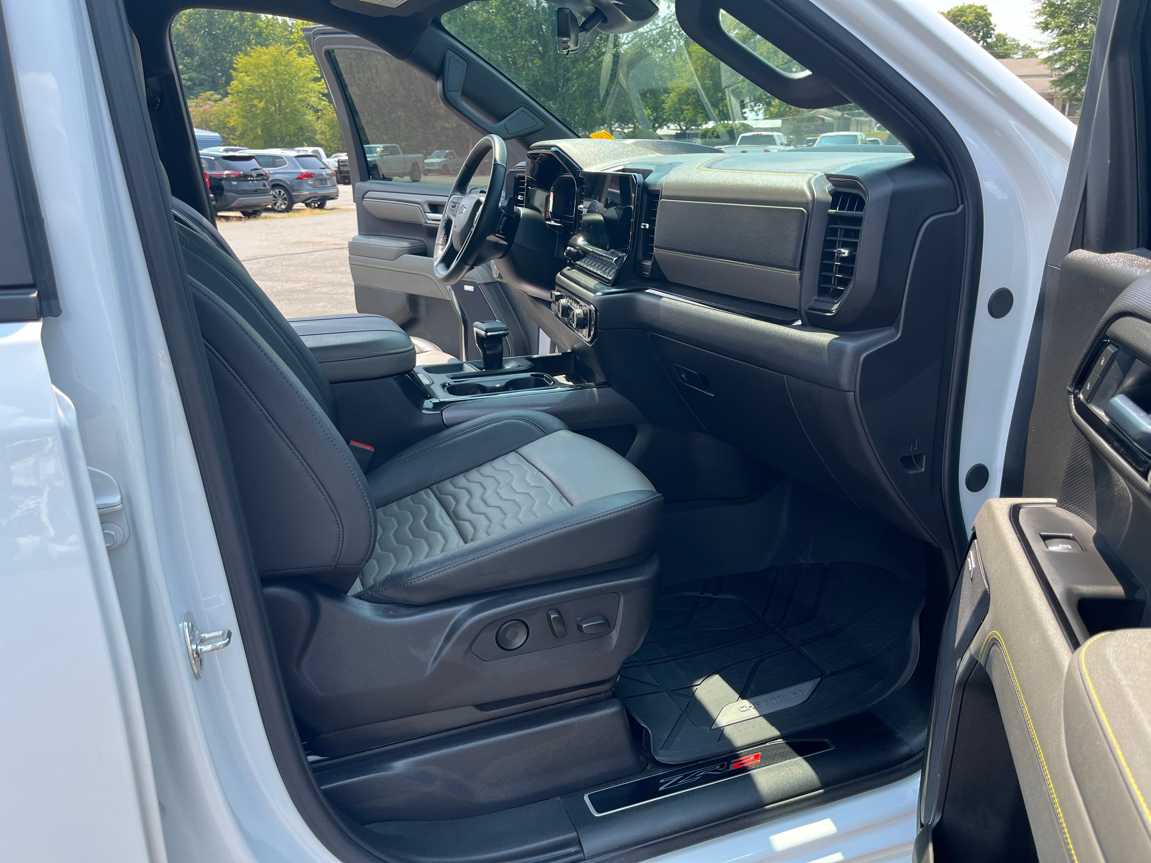 2025 Chevrolet Silverado 1500 ZR2