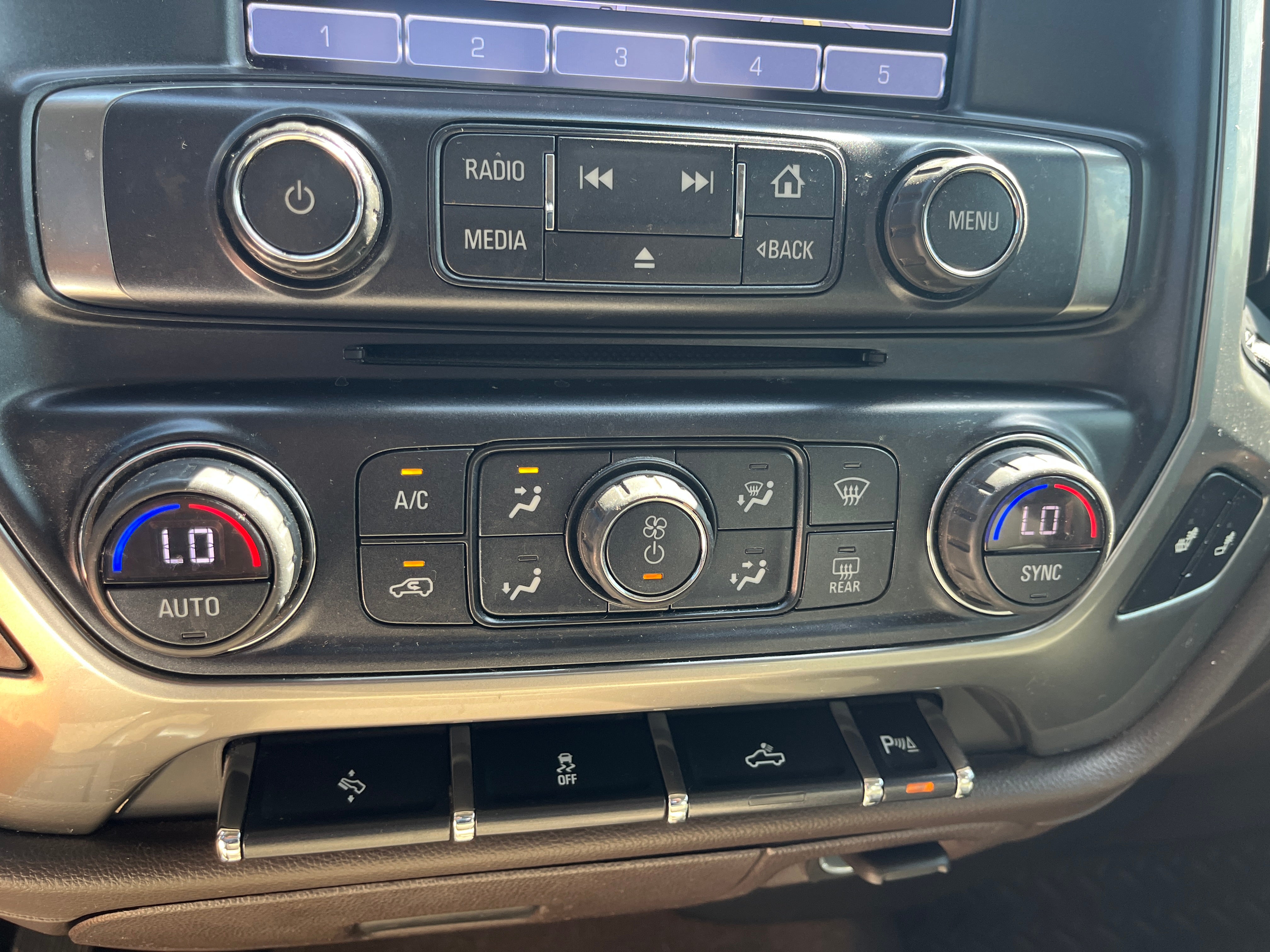 2018 Chevrolet Silverado 1500 LTZ