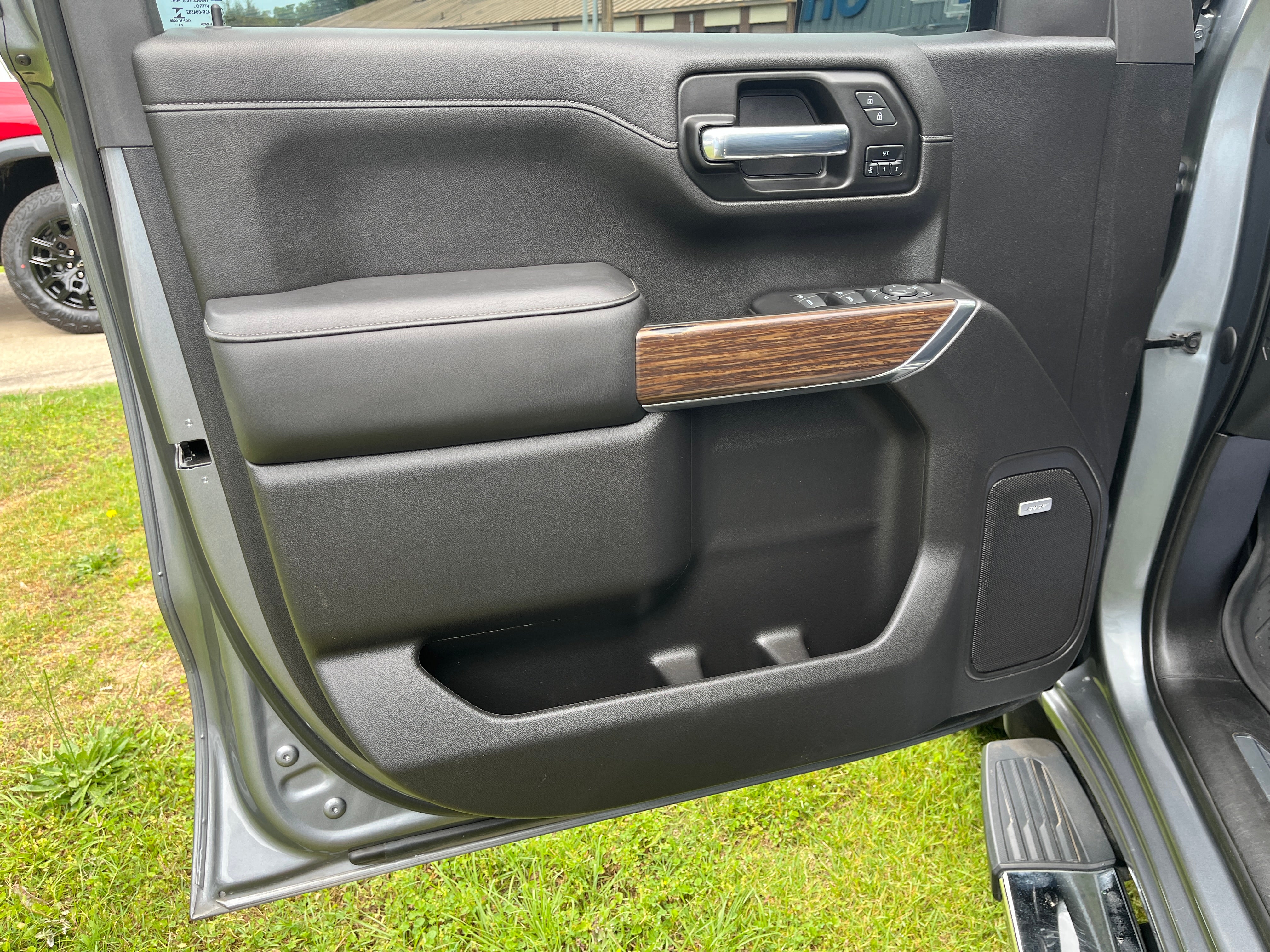 2022 Chevrolet Silverado 1500 LTD High Country